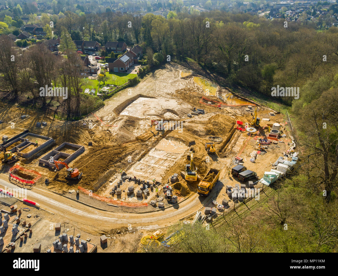 Vedute aeree di Redrow Homes development- Penlands verde, situato a Haywards Heath, West Sussex, Regno Unito Foto Stock