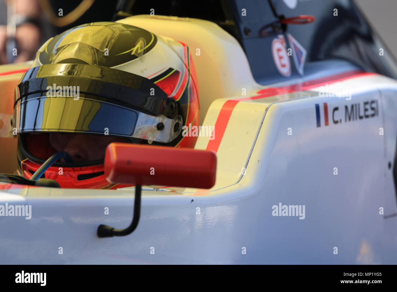 Silverstone, Regno Unito. Il 20 maggio 2018. Charles Milesi (R-ace GP) siede sulla griglia appena prima della gara di Formula Renault Eurocup 2.0 Credito: Parentesi Raval/Alamy Live News Foto Stock