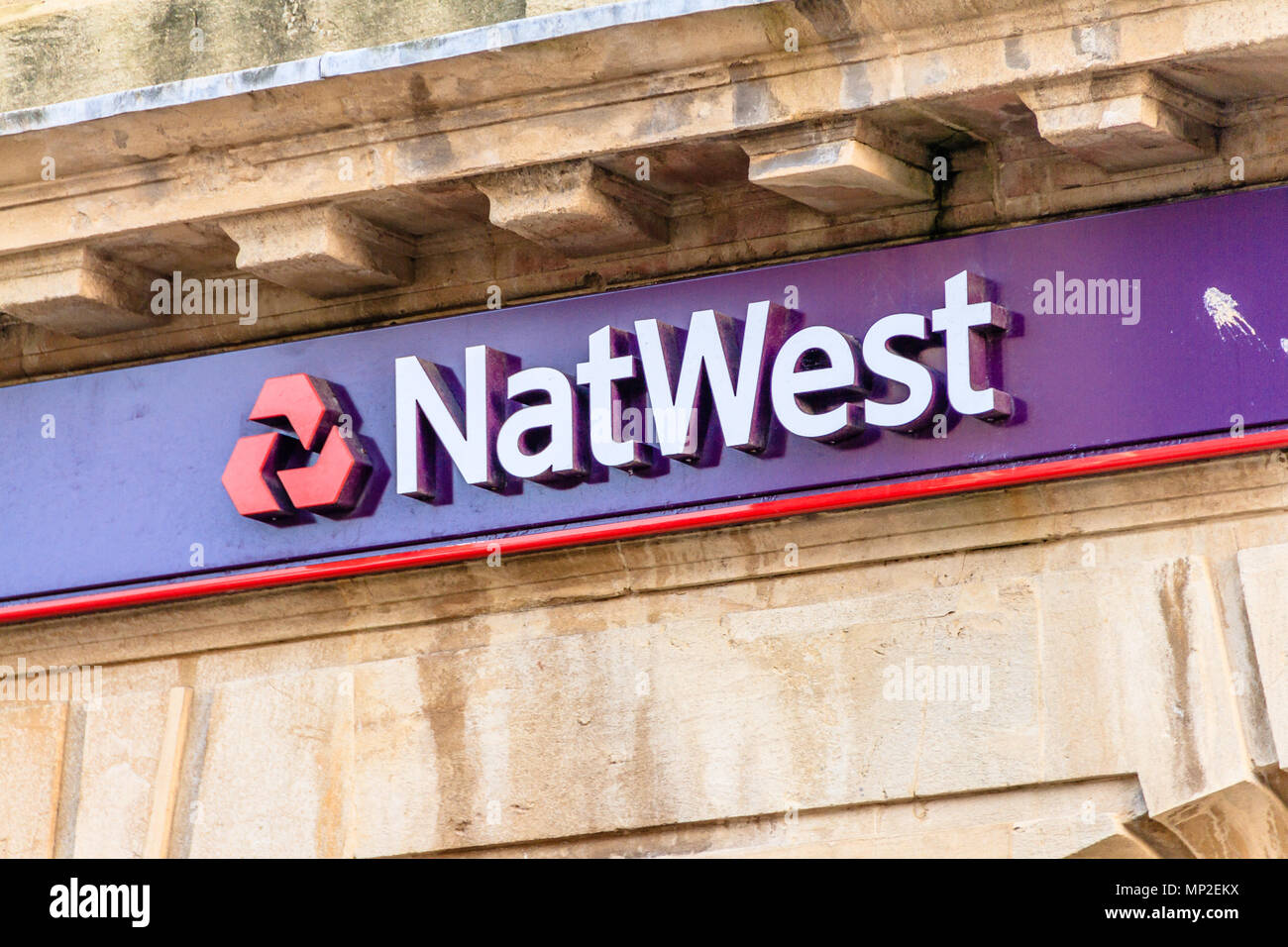 Segno sulla Natwest Bank, Teignmouth, Devon, Feb 2018. Foto Stock