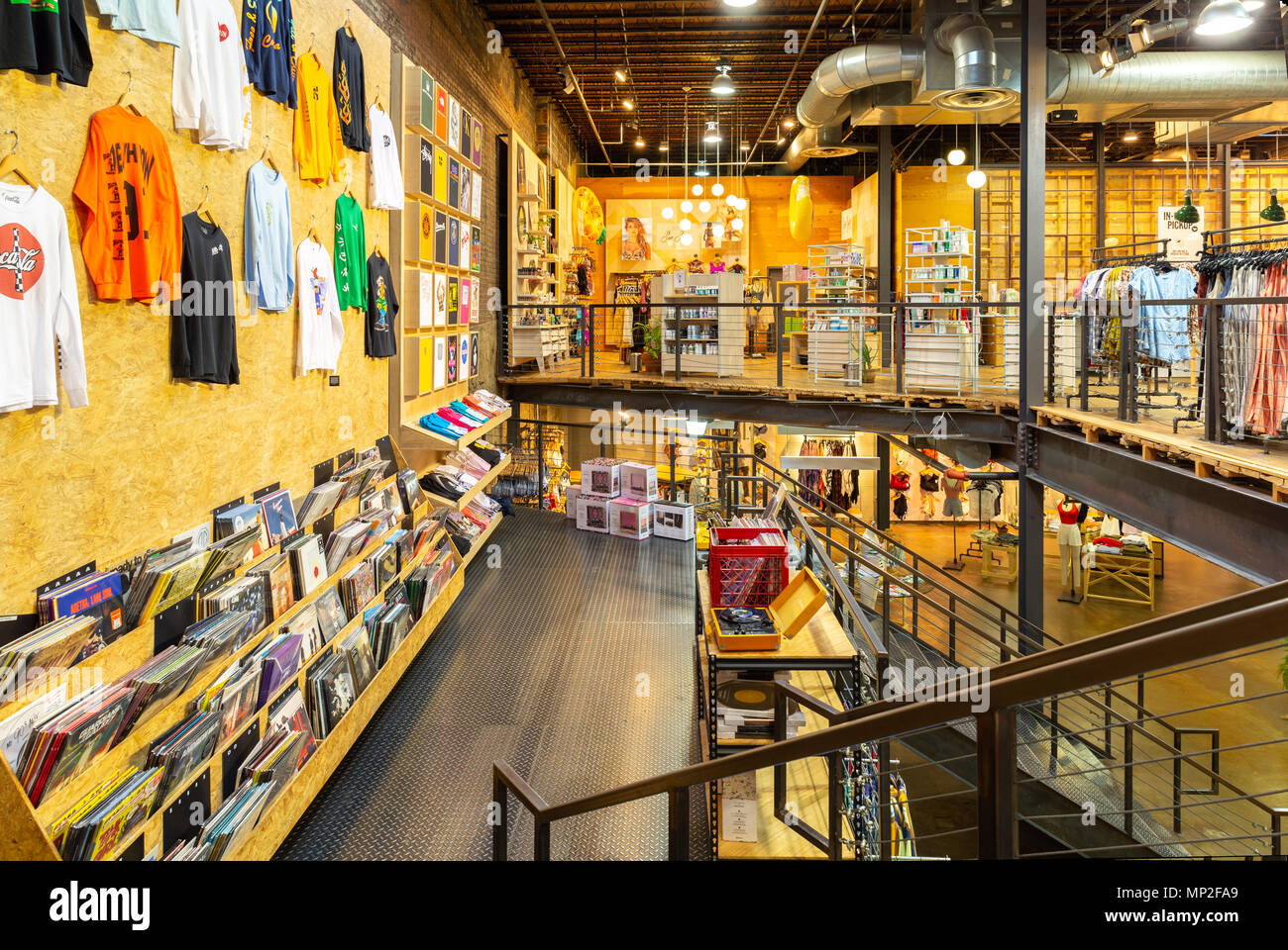 WASHINGTON DC - 6 Maggio 2018: vista interna di un Urban Outfitters shop. Foto Stock