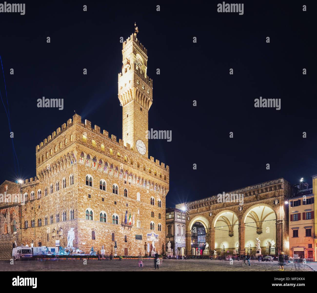 Firenze, Italia - 16 Ottobre 2016: Palazzo Vecchio, Palazzo Vecchio sulla Piazza della Signora, Piazza della Signoria a Firenze in Italia in estate. A tarda n Foto Stock