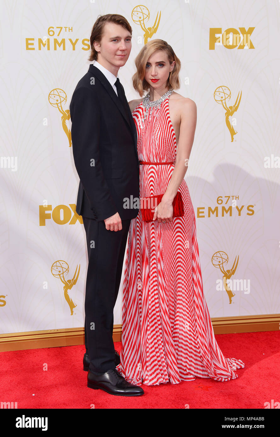 Zoe Kazan, Paul Dano alla 67th Emmy Awards 2015 presso il Microsoft Theatre di Los Angeles. Settembre 20, 2015.Zoe Kazan, Paul Dano ------------- Red Carpet Event, verticale, STATI UNITI D'AMERICA, industria cinematografica, celebrità, fotografia, Bestof, arte cultura e intrattenimento, Topix celebrità moda / Verticale, meglio di, evento nella vita di Hollywood - California, moquette rossa e dietro le quinte, USA, industria cinematografica, celebrità, movie celebrità, personaggi televisivi, musica celebrità, fotografia, Bestof, arte cultura e intrattenimento, Topix, verticale, famiglia da dall'anno , 2015, inchiesta tsuni@Gamma-USA.com Husba Foto Stock