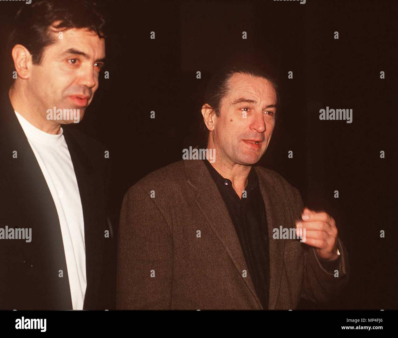 DeNiro e Chaz PalminteriDE NIRO-PALM I. evento nella vita di Hollywood - California, tappeto rosso Evento, STATI UNITI D'AMERICA, industria cinematografica, celebrità, fotografia, Bestof, arte cultura e intrattenimento, Topix celebrità moda, migliori della vita di Hollywood, evento nella vita di Hollywood - California, moquette rossa e dietro le quinte, ,celebrità, , Arte Cultura e Intrattenimento, fotografia, persone dal cast, TV show e cast inchiesta tsuni@Gamma-USA.com , 1993-1999 da qualsiasi membro del cast Foto Stock