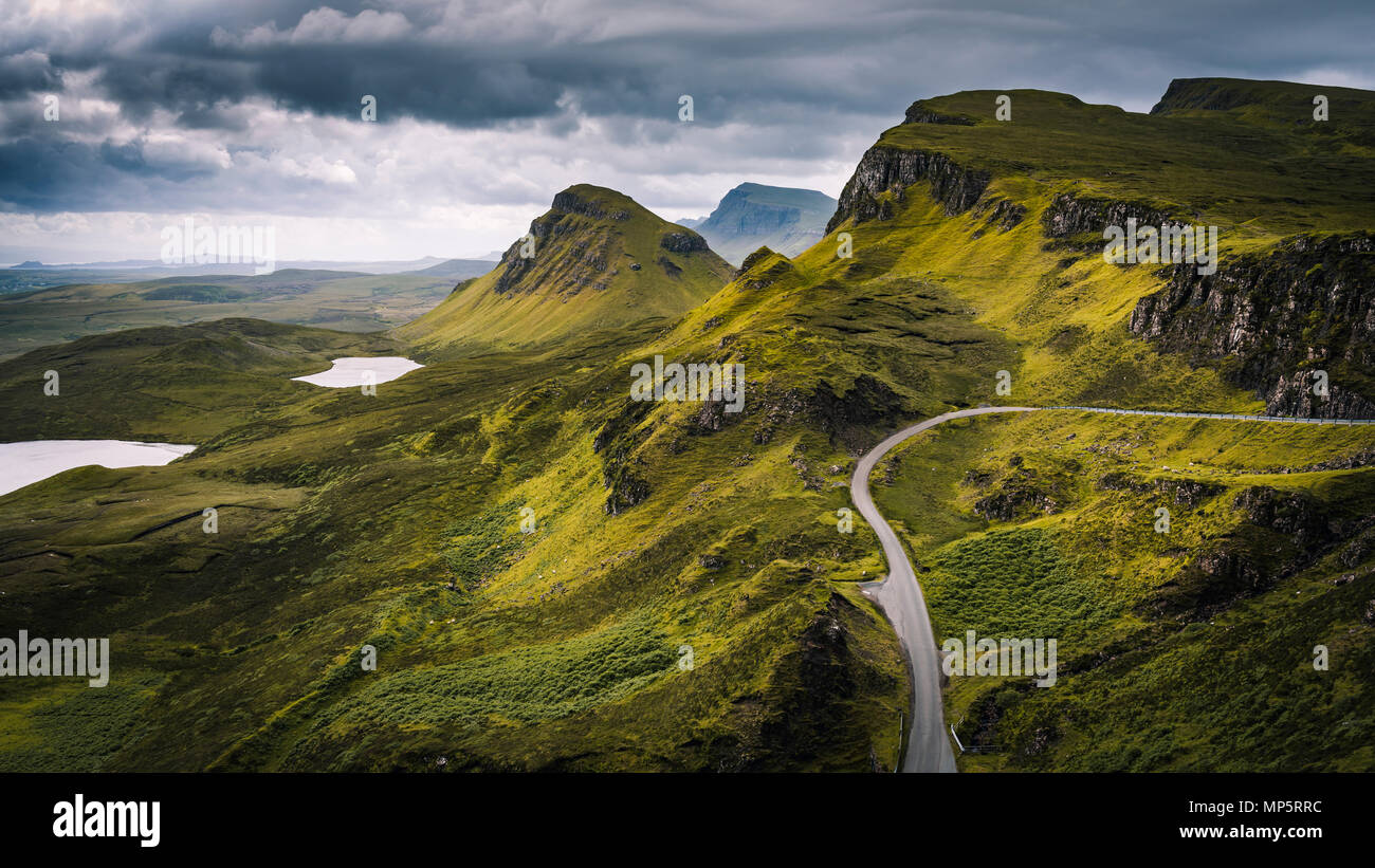 Scozia, paesaggio delle Highlands scozzesi - The Quiraing, paesaggio delle montagne dell'Isola di Skye, Regno Unito Foto Stock