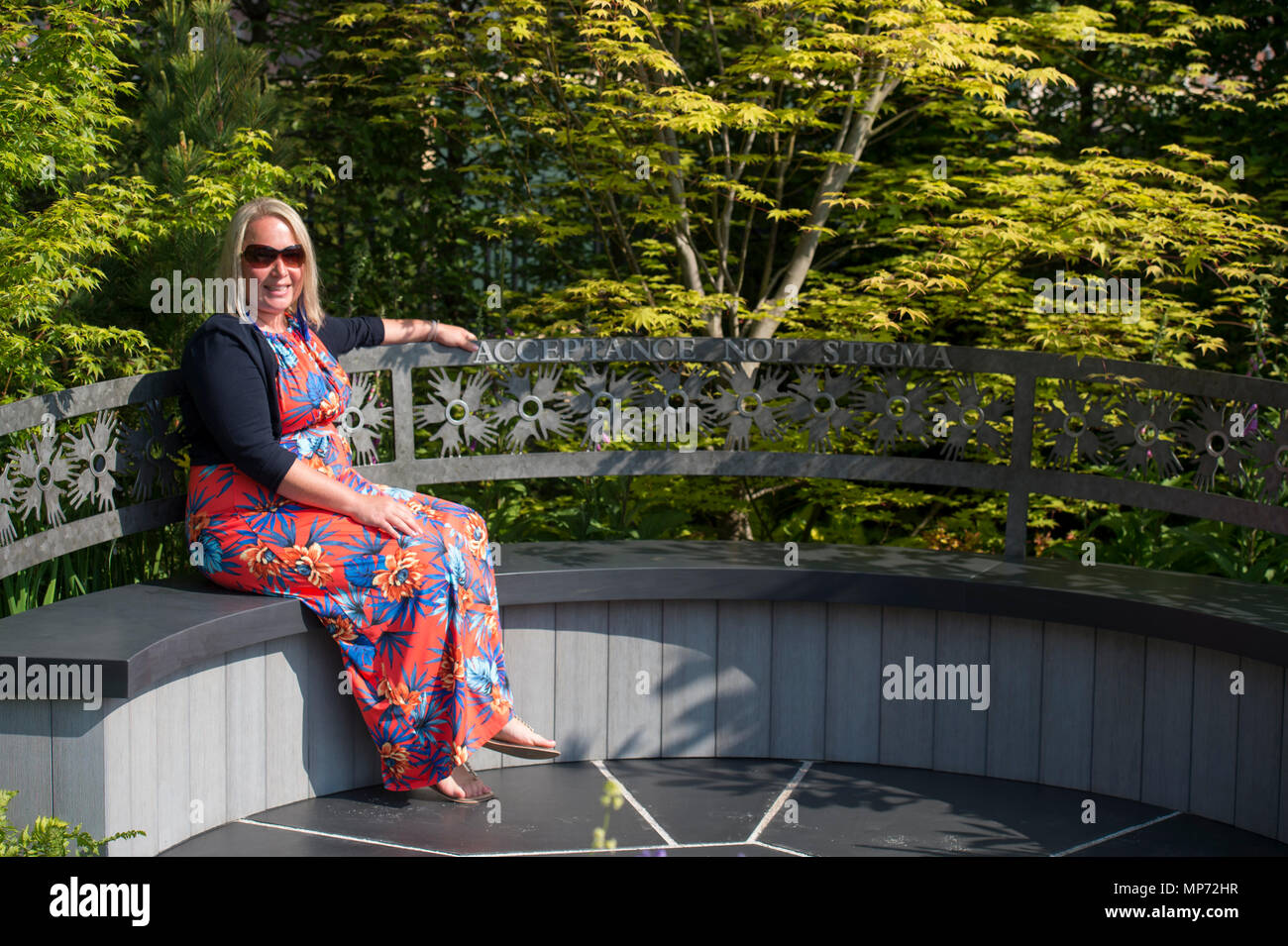 Royal Hospital Chelsea, Londra, Regno Unito. 21 Maggio, 2018. Premere il tasto giorno per la RHS Chelsea Flower Show 2018. Foto: Designer Naomi Ferrett-Cohen sul suo spazio per crescere giardino, il cherubino HIV giardino: una vita senza pareti. Credito: Malcolm Park/Alamy Live News. Foto Stock