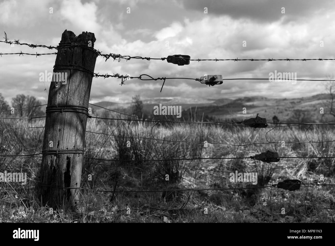 Una vecchia fattoria recinzione Foto Stock