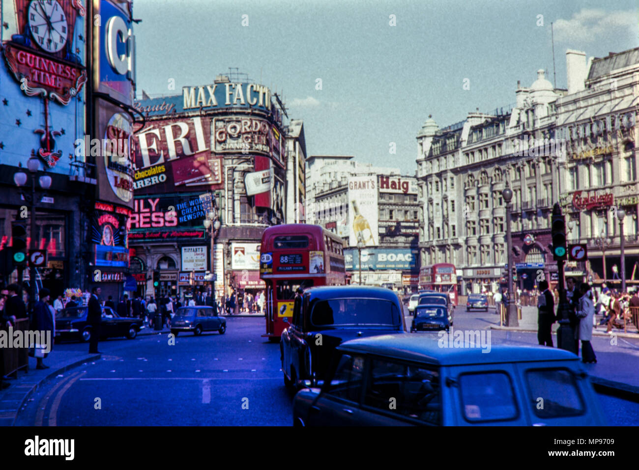 Piccadilly Circus, Londra, agosto 1969 Foto Stock