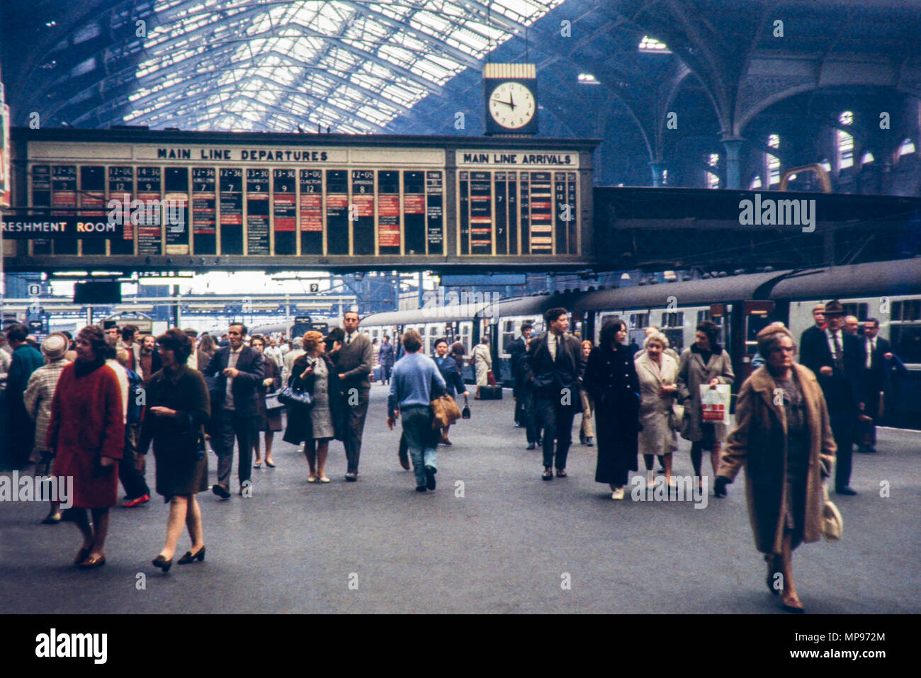 Dalla stazione di Liverpool Street, London Main Line partenze British Rail 1960s Foto Stock