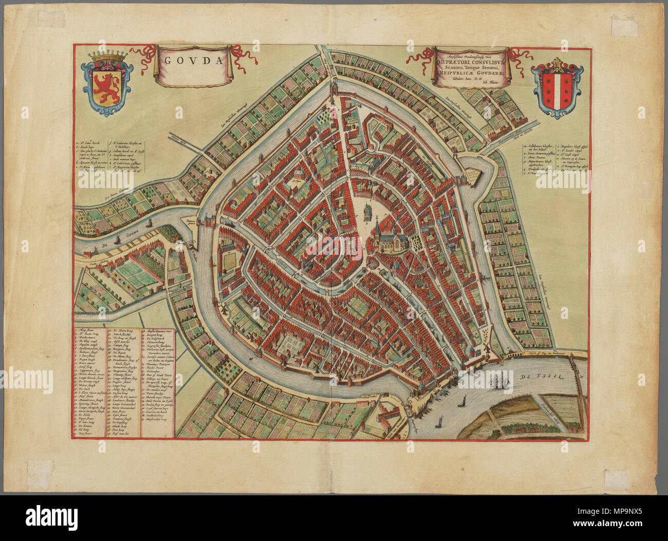 2201 F 11, 29-09-2007, 10:56, 8C, 6016x8208 (1911+1245), 100%%%%%%%%%%%%%%%%, BSH Walli, 1/80 s, R50.7, G24.4, B26.6 . Nederlands: Plattegrond van de stad Gouda binnen de singels, ca. 1650. Inglese: Mappa della città olandese di Gouda, ca 1650. Afmetingen: 46 x 62 (binnenkader: 38 x 50). Techniek: koperdruk (ingekleurd) . 1 gennaio 1650. Gio. Blaeu 1009 Plattegrond van de stad Gouda binnen de singels, ca. 1650. Foto Stock
