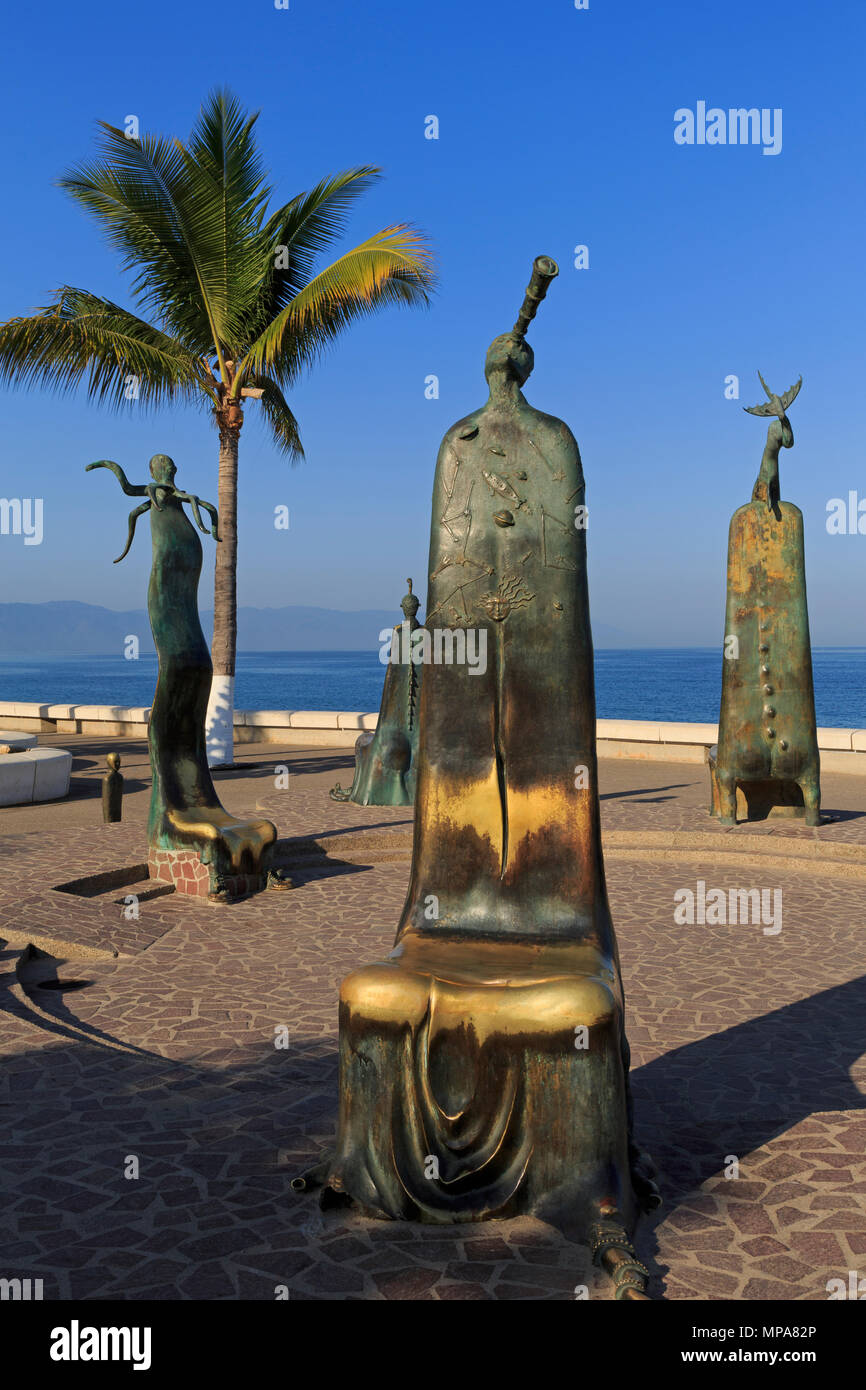 Sculture sul Malecon Puerto Vallarta, Stato di Jalisco, Messico Foto Stock
