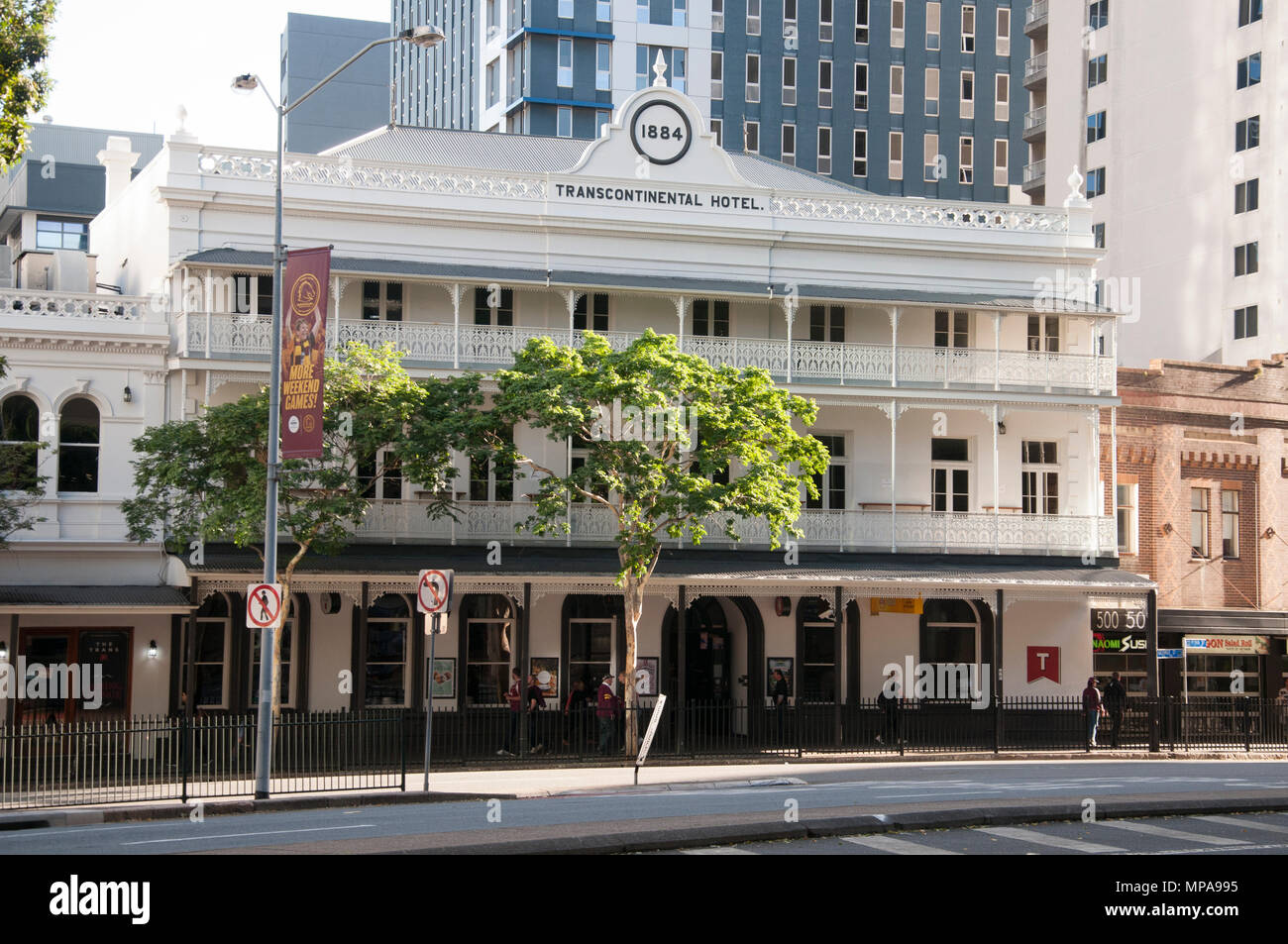 L'epoca vittoriana Hotel Transcontinental (1884) su Via Roma, Brisbane, Queensland, Australia Foto Stock