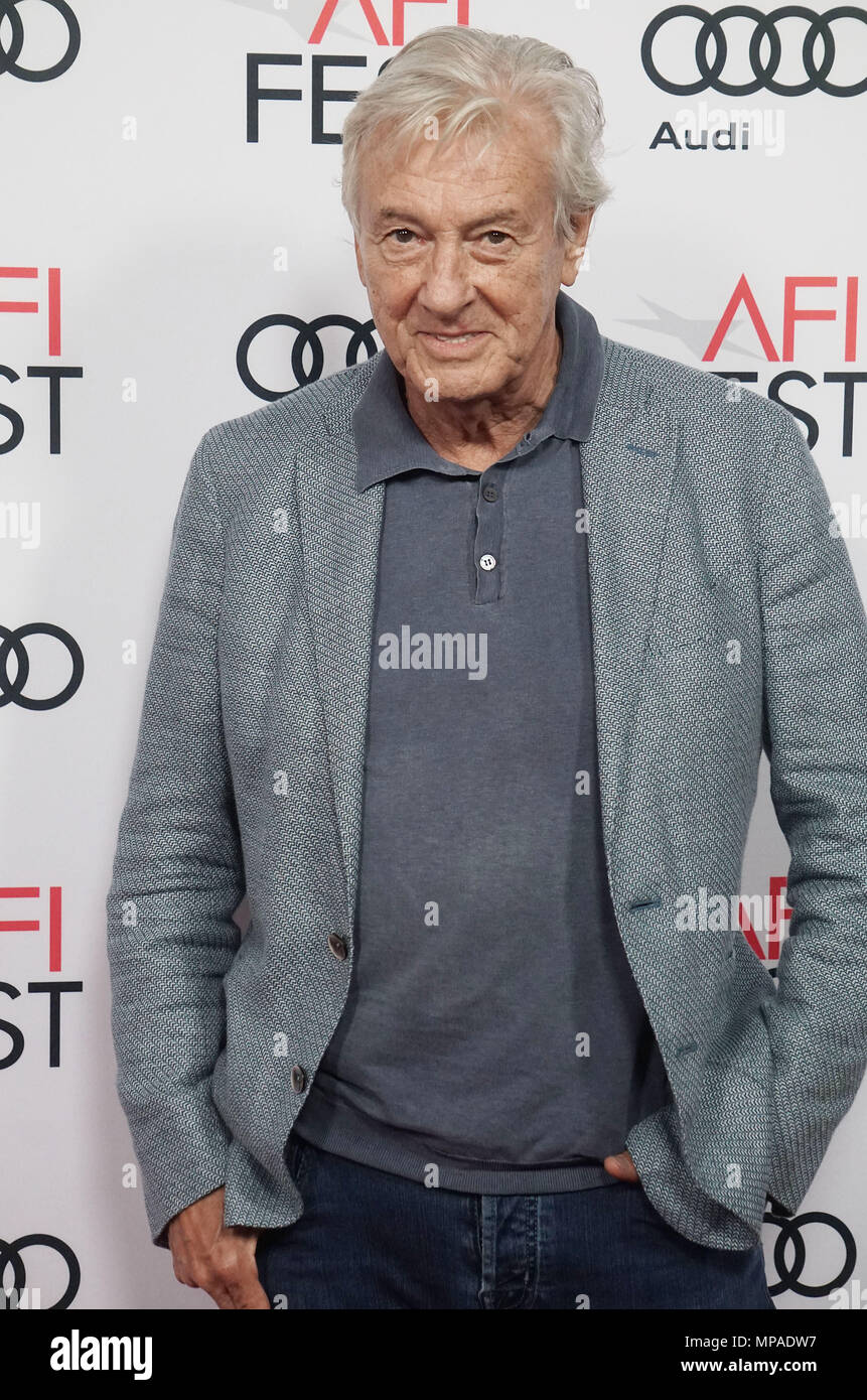 Paul Verhoeven - direttore presso il tributo a Isabelle Huppert e screening di Gala di Elle presso il teatro egiziano a Los Angeles. Novembre 13, 2016.Paul Verhoeven - Direttore ------------- Red Carpet Event, verticale, STATI UNITI D'AMERICA, industria cinematografica, celebrità, fotografia, Bestof, arte cultura e intrattenimento, Topix celebrità moda / Verticale, meglio di, evento nella vita di Hollywood - California, moquette rossa e dietro le quinte, USA, industria cinematografica, celebrità, movie celebrità, personaggi televisivi, musica celebrità, fotografia, Bestof, arte cultura e intrattenimento, Topix, tre quarti, verticale, uno pers Foto Stock