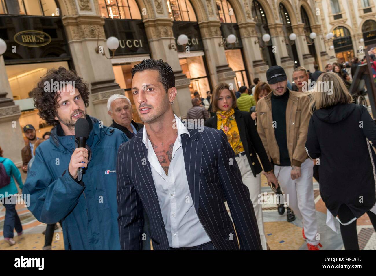 Milano, Italia. 22 Maggio, 2018. Fabrizio Corona e Vip alla presentazione  del libro di Gabriele Parpiglia '#laportadelcuore' nell'immagine: Fabrizio  Corona Credit: Indipendente Agenzia fotografica/Alamy Live News Foto stock  - Alamy