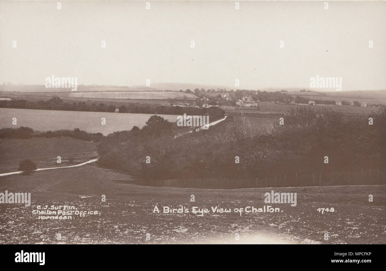 Vintage fotografia che illustra una vista a volo di uccello del villaggio Chalton, Hampshire, Regno Unito Foto Stock