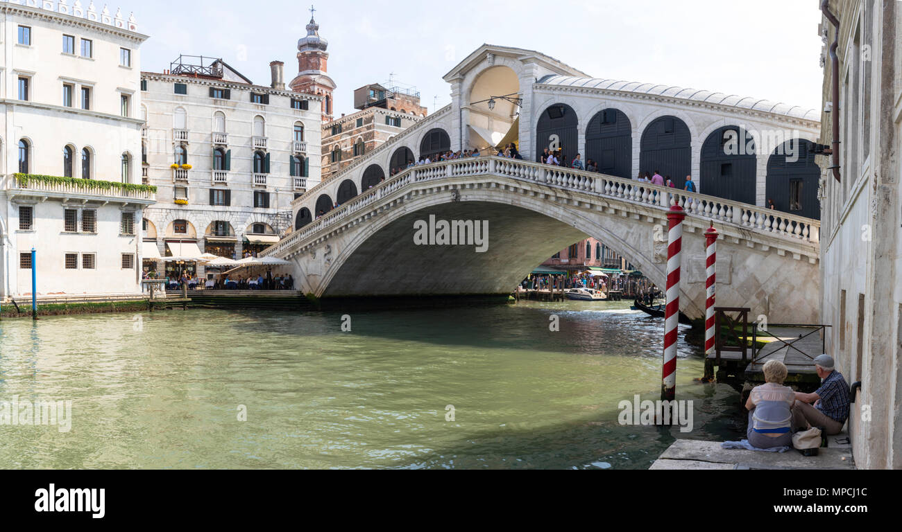 Il ponte di Rialto, Venezia Distretto, Veneto, Italia Foto Stock