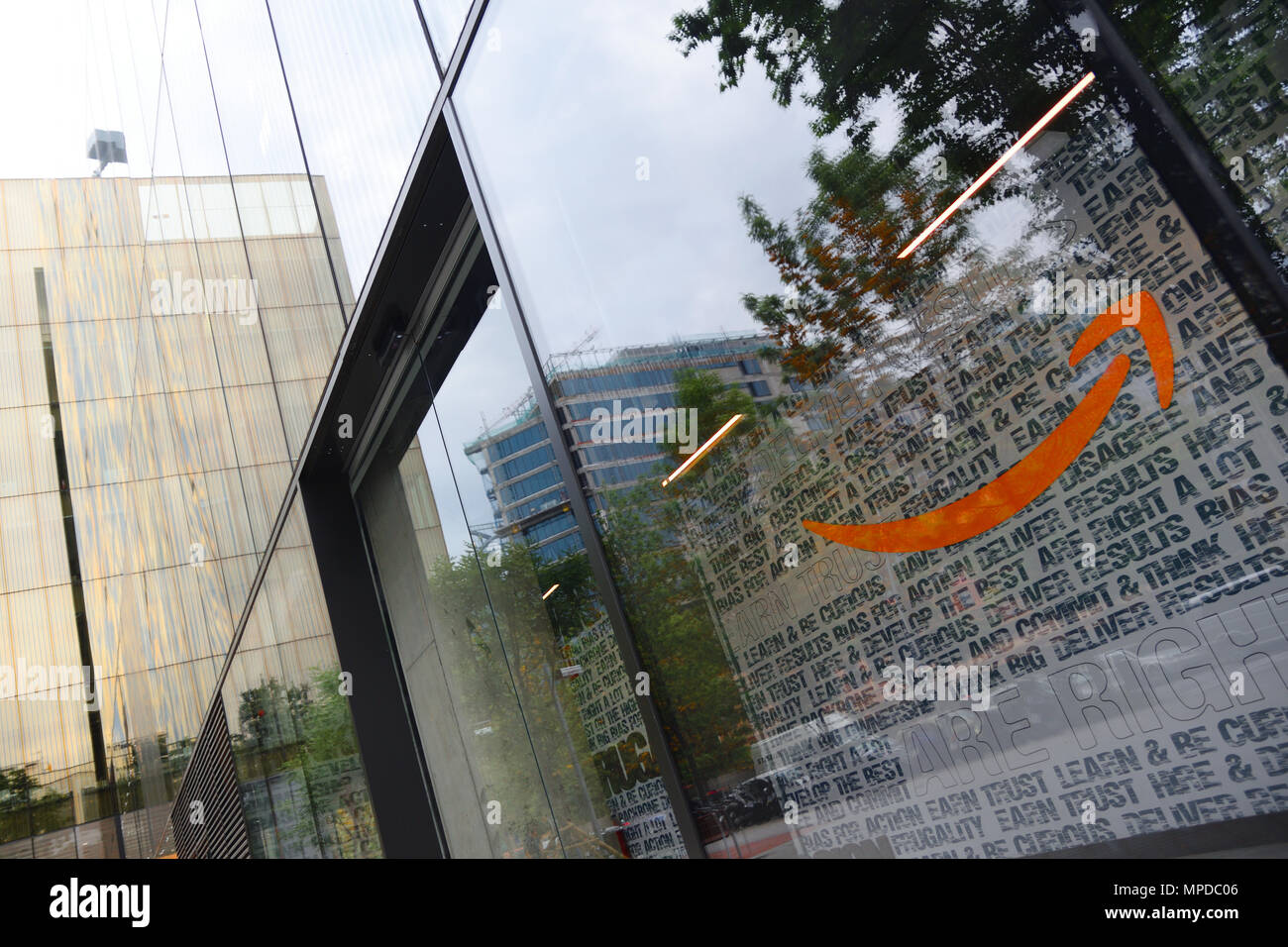 Amazon offices immagini e fotografie stock ad alta risoluzione - Alamy