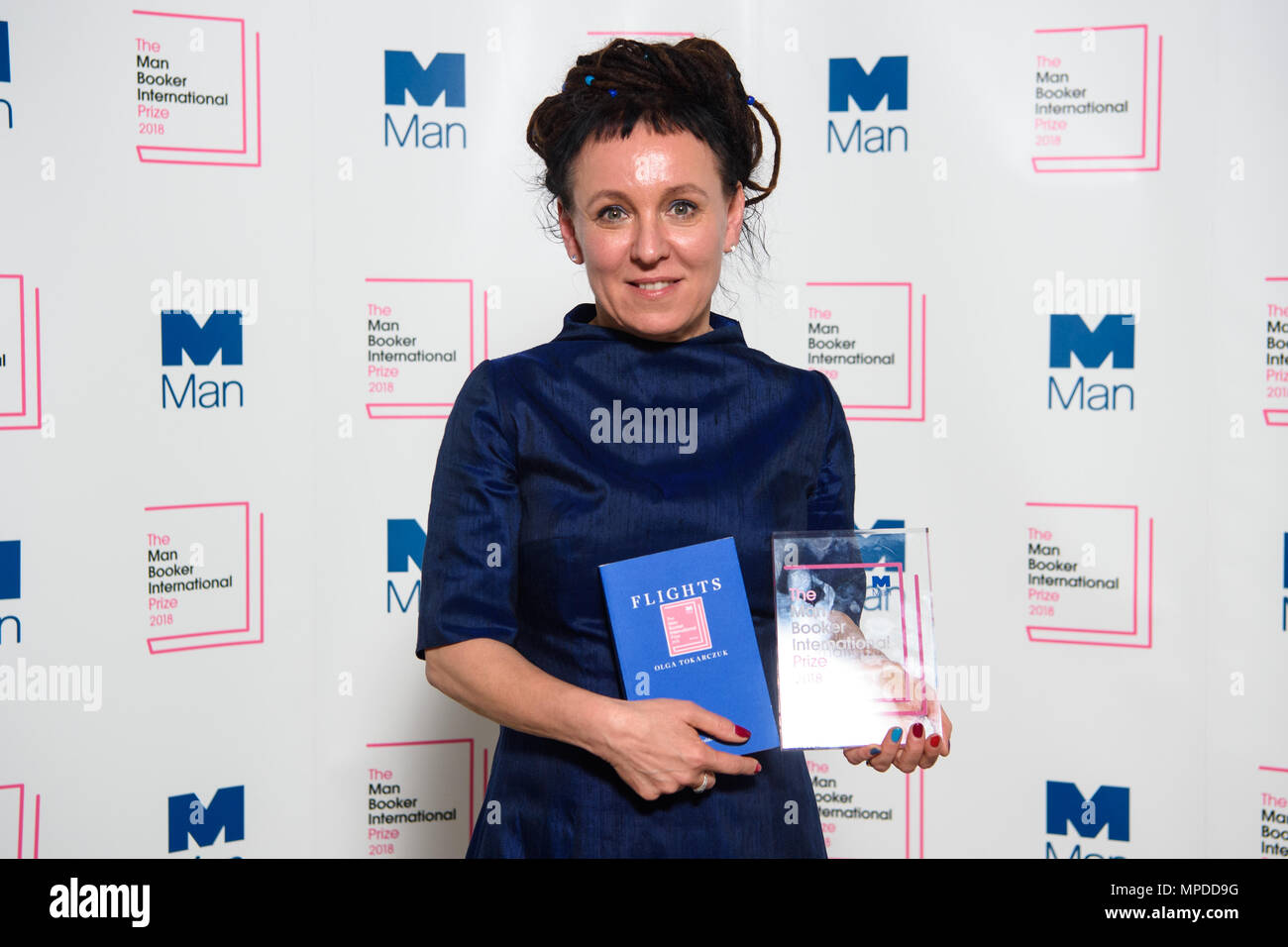 Autore polacco Olga Tokarczuk mostrato dopo aver vinto il Man Booker premio internazionale 2018, per la sua prenotazione di voli, presso il Victoria and Albert Museum di Londra. Stampa foto di associazione. Picture Data: martedì 22 maggio, 2018. Foto di credito dovrebbe leggere: Matt STANLEY A. CROSSICK/filo PA. Foto Stock