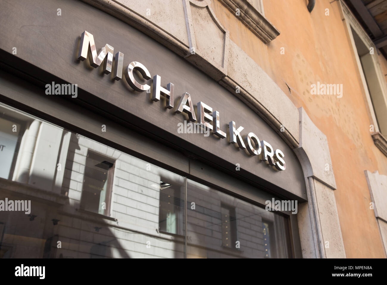 MICHAEL KORS store Via Condotti Roma Italia Foto stock - Alamy