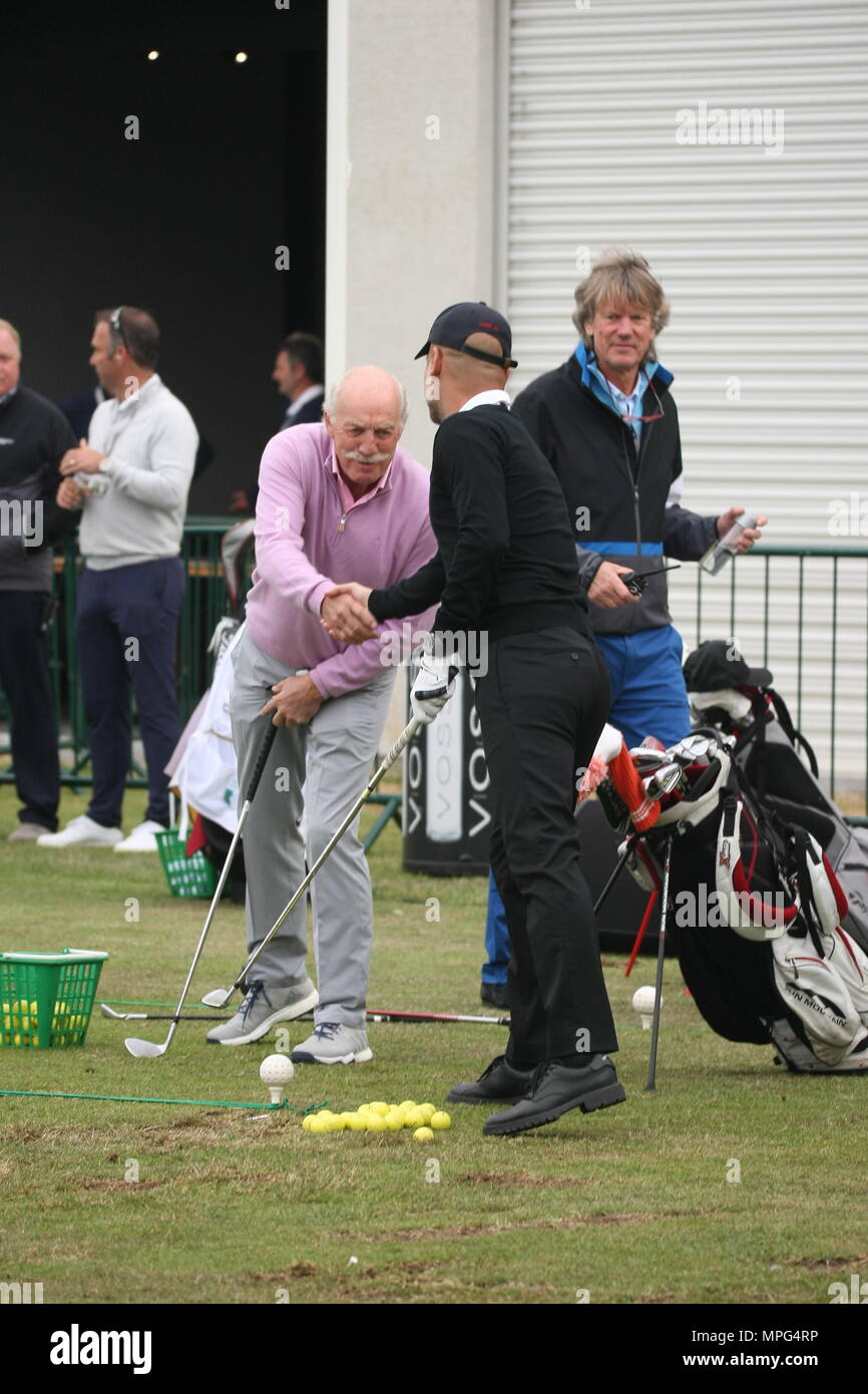 23 Maggio, 2018 Pep Guardiola, Manchester City football club pullman, gioca a golf presso la BMW/PGA Championship di Wentworth, Surrey, Regno Unito Foto Stock