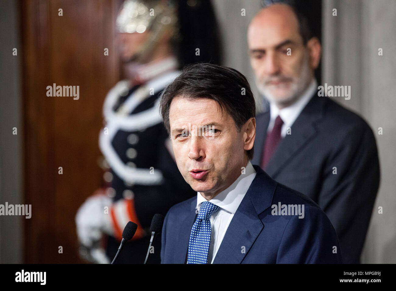 Roma, Italia. 23 Maggio, 2018. Giuseppe Conte, premier designato, parla nel corso di una conferenza stampa a seguito di un incontro con l'Italia il Presidente Sergio Mattarella al Palazzo del Quirinale Credito: Sara De Marco/Alamy Live News Foto Stock