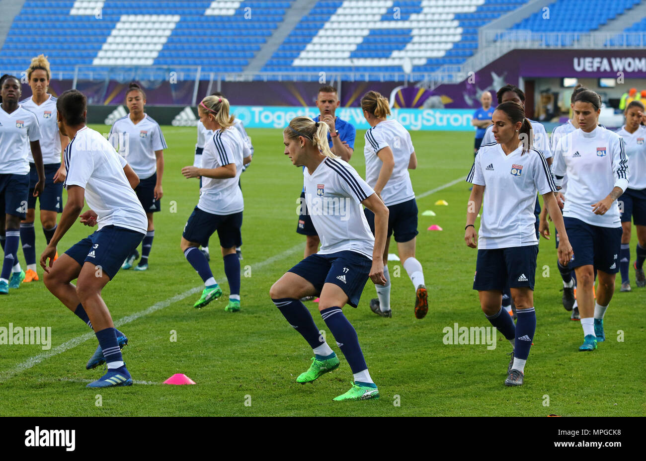 Kiev, Ucraina. 23 Maggio, 2018. Olympique Lyonnais giocatori in azione durante la sessione di formazione femminile UEFA Champions League 2018 partita contro il VfL Wolfsburg a Valeriy Lobanovskiy Stadium di Kiev, Ucraina. Credito: Oleksandr Prykhodko/Alamy Live News Foto Stock