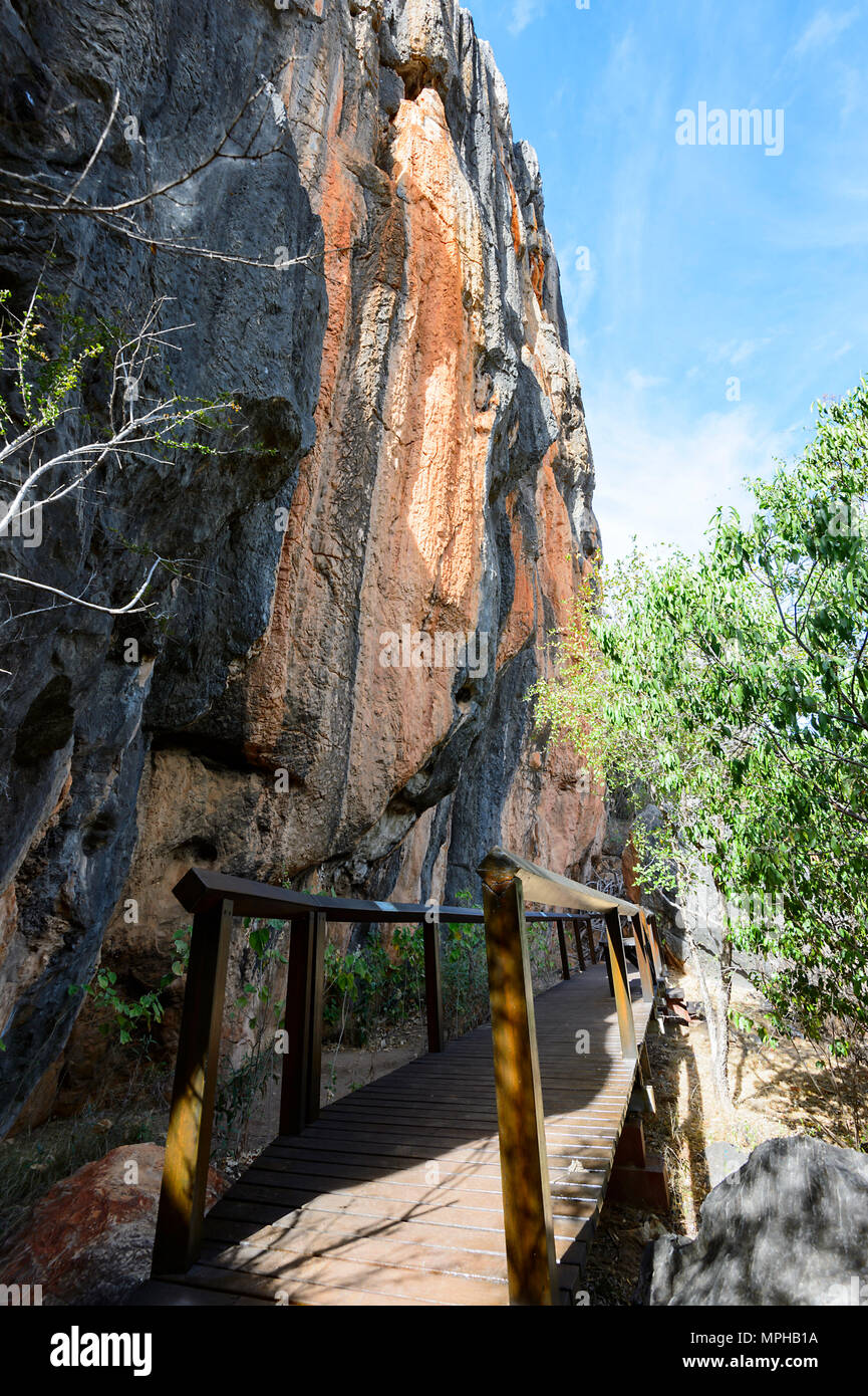 Wullumba arte aborigena nel sito Chillagoe-Mungana Grotte Parco Nazionale del Nord del Queensland, FNQ, QLD, Australia Foto Stock
