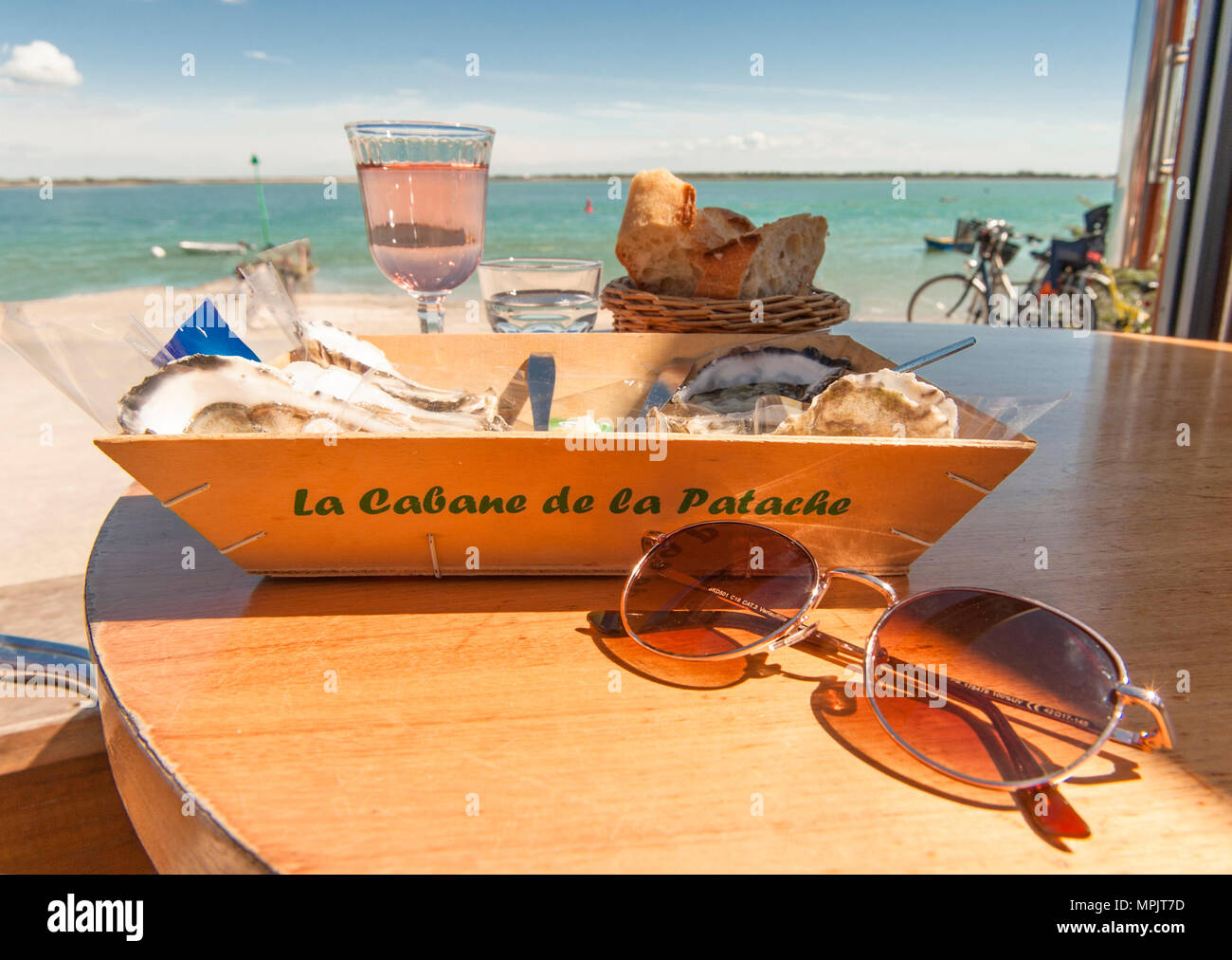 Casella di pesce in un ristorante sulla spiaggia a Les-Portes-en-Ré Foto Stock