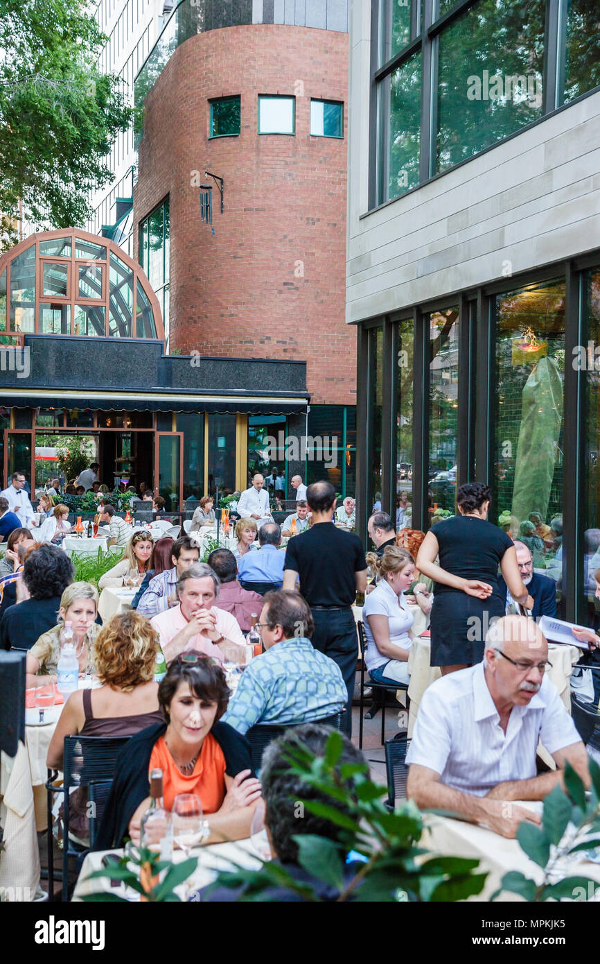 Montreal Canada, Quebec Province, Rue Jeanne Mance, da Pizza a Nizza, ristorante ristoranti ristorazione mangiare fuori caffè caffè bistrot, mangiare fuori, al fresco Foto Stock