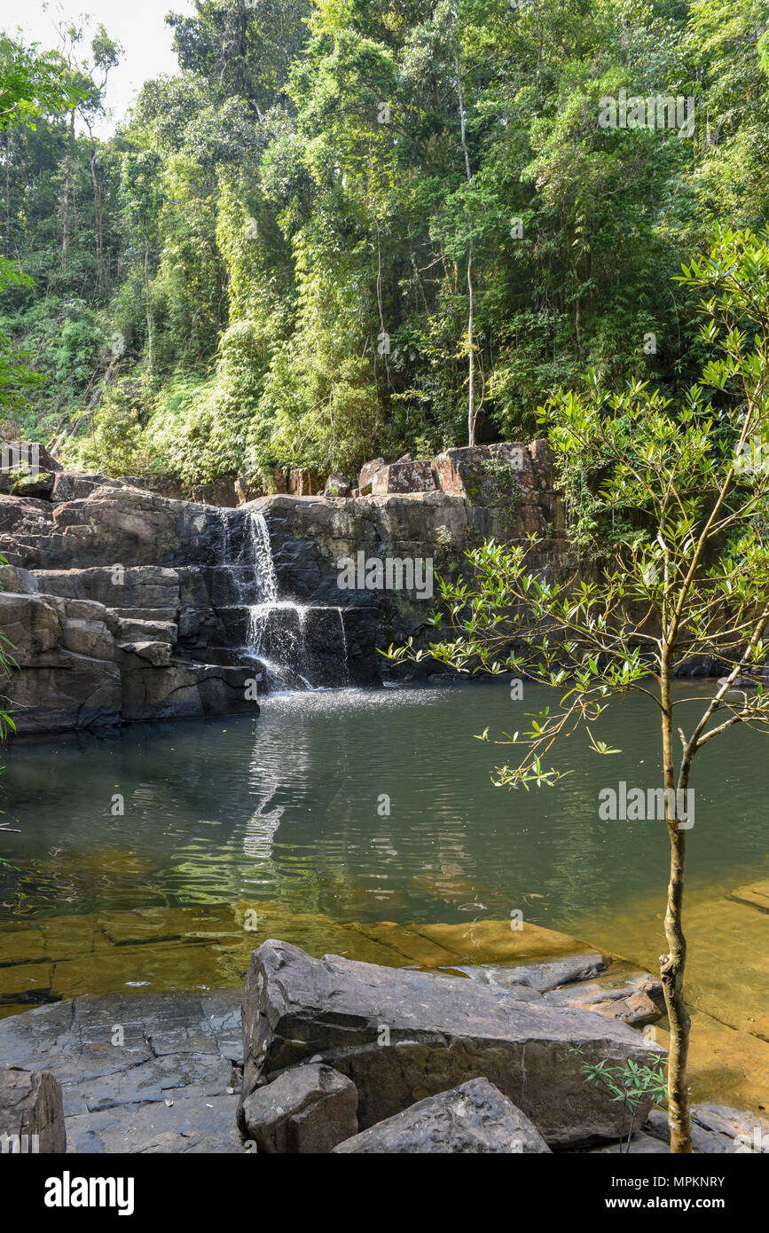 Klong Yai Kee cascata in Koh Kood isola in Tailandia Foto Stock