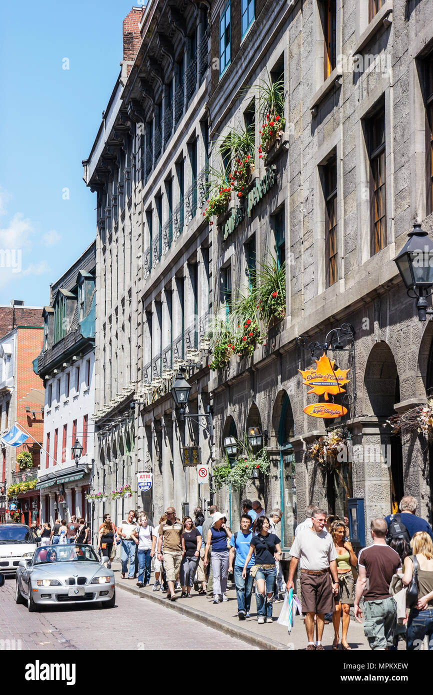 Montreal Canada,Quebec Province,Vieux Montreal,Rue Saint Paul,shopping shopper shopping shopping negozi mercati mercato acquisti vendita, vendita al dettaglio st Foto Stock