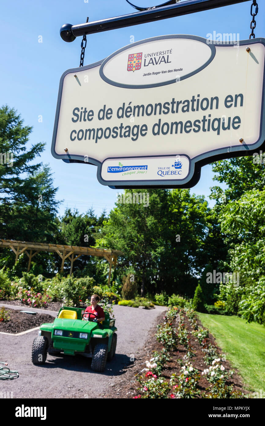 Quebec Canada,Universite Laval,Jardin Roger Van den Hende,giardino botanico,dimostrazione di compost,università,college,campus,Canada070710121 Foto Stock