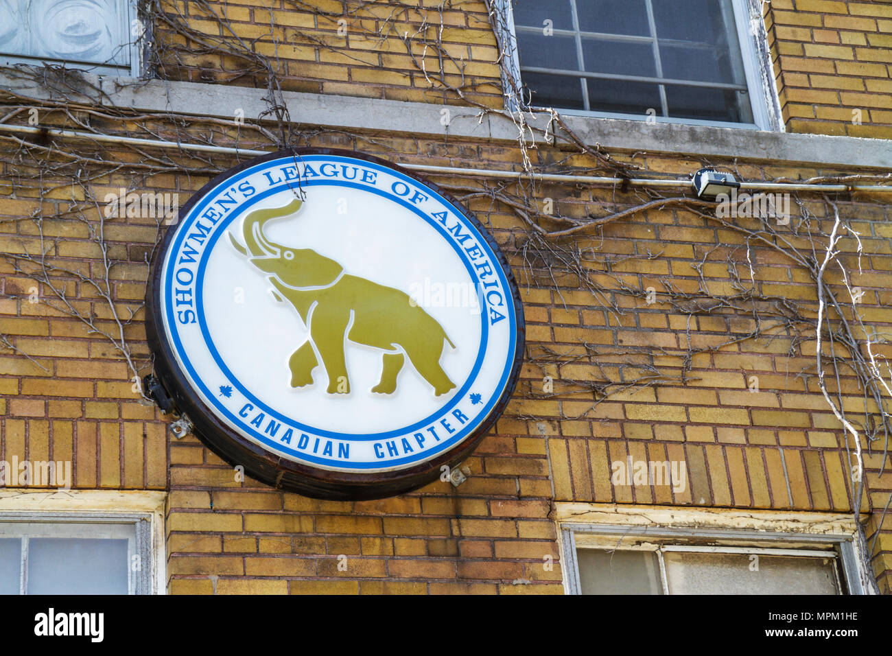 Toronto Canada,Beverley Street,logo,segno,logo,club,organizzazione fraterna,carnevale,circo,performer,showman,elefante,simbolo,Buffalo Bill Cody,fondatore, Foto Stock