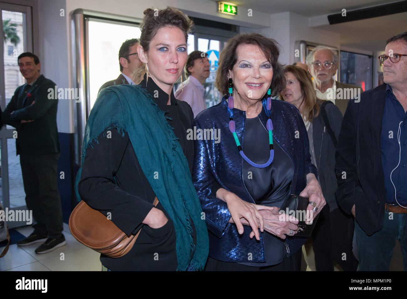 Roma, Italia. 23 Maggio, 2018. Italian attrice Claudia Cardinale con sua figlia Claudia Squitieri Premiere a Roma presso il Cinema Adriano del film italiano "Rudy Valentino' Credit: Matteo Nardone/Pacific Press/Alamy Live News Foto Stock