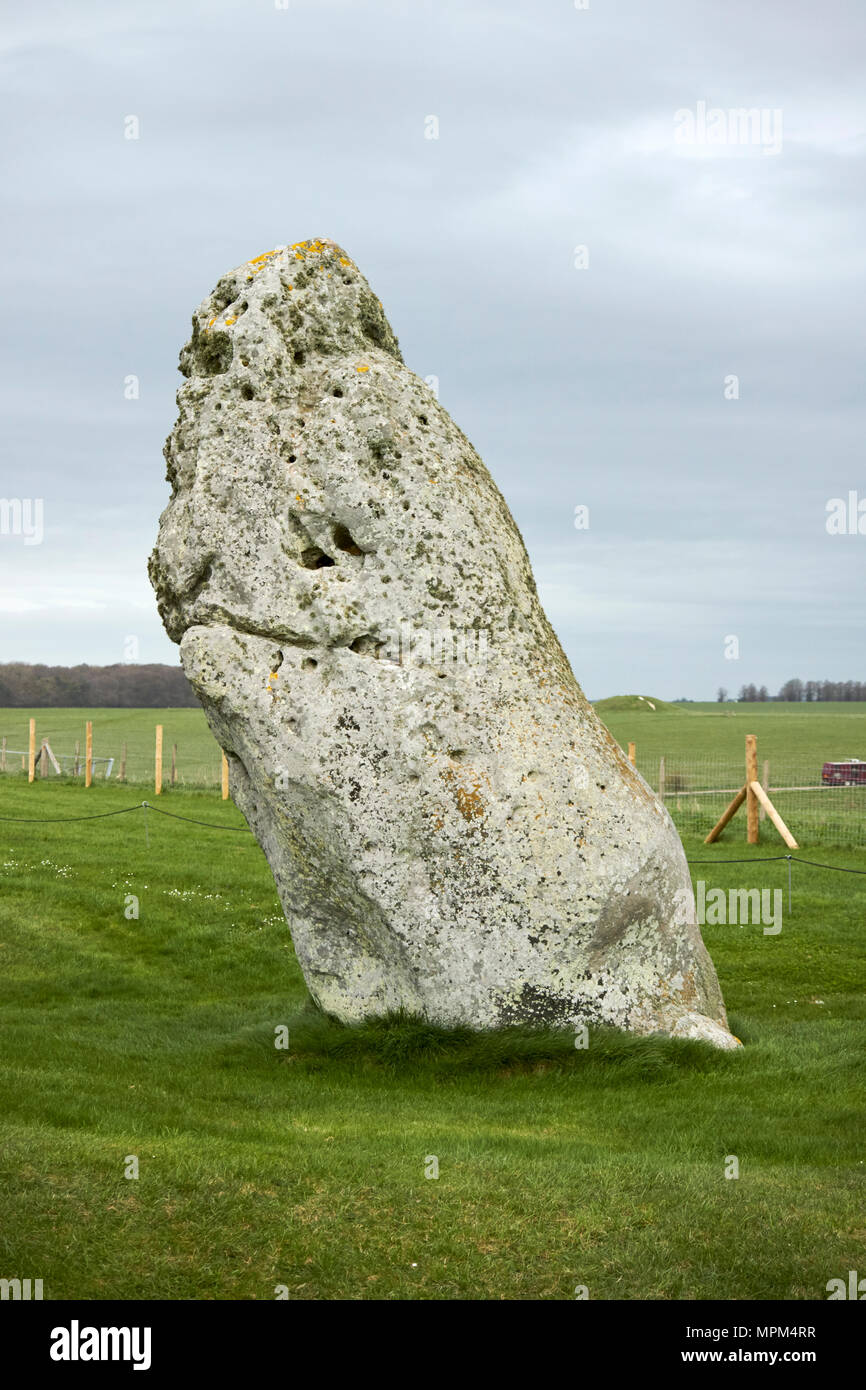 La heel stone stonehenge Wiltshire, Inghilterra Regno Unito Foto Stock