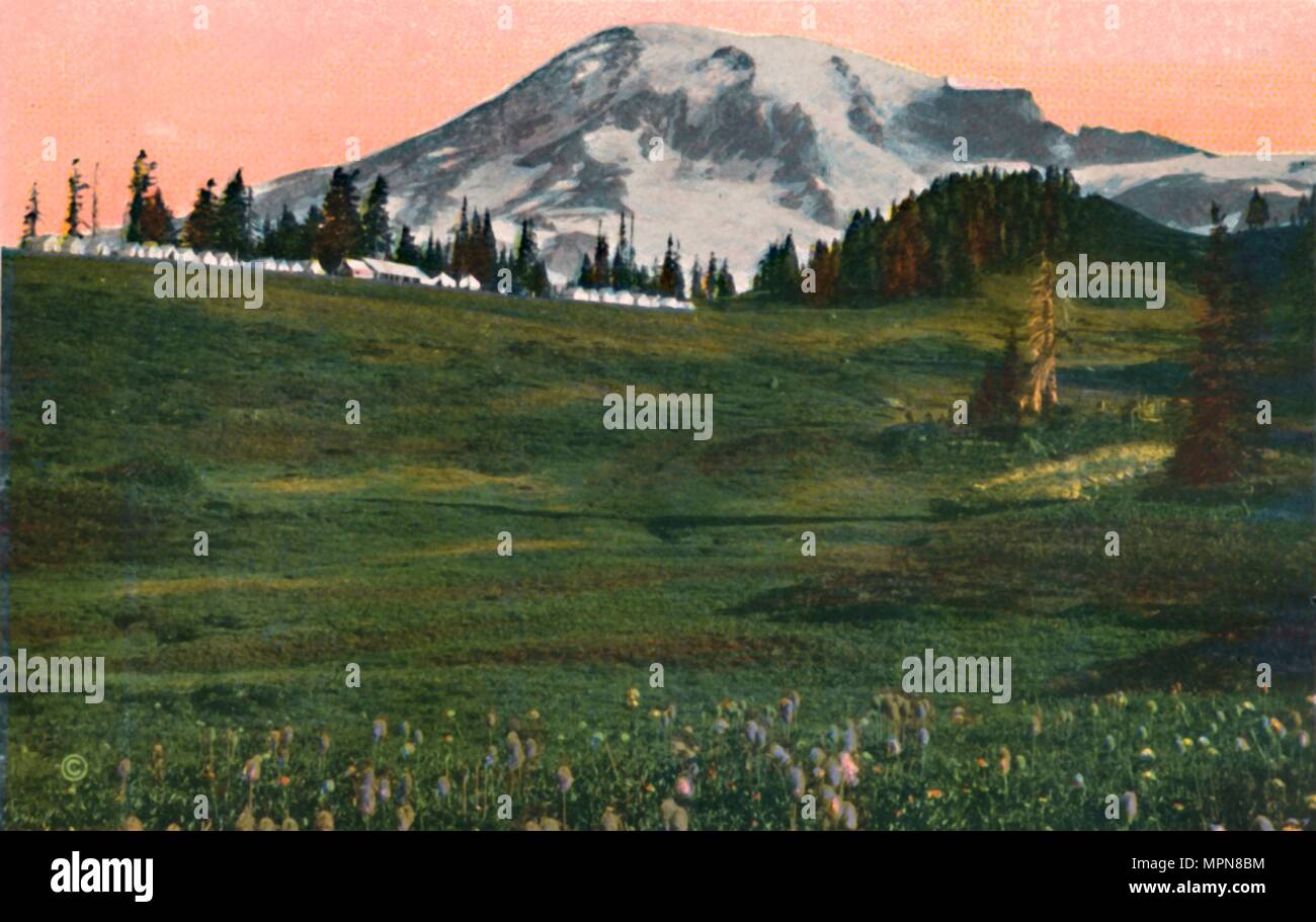 "Camp di nuvole, Mount Rainier', C1916. Artista: Asahel Curtis. Foto Stock