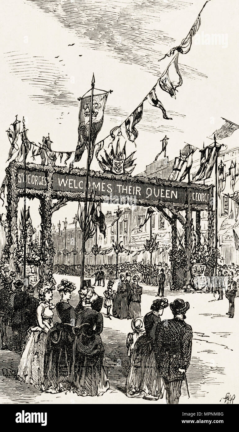 La folla di gente che aspetta la regina Victoria corteo reale per passare sotto l'arco di benvenuto su strada commerciale di Whitechapel Est Londra Inghilterra REGNO UNITO 14 maggio 1887. Xix secolo incisione vittoriano circa 1887 Foto Stock