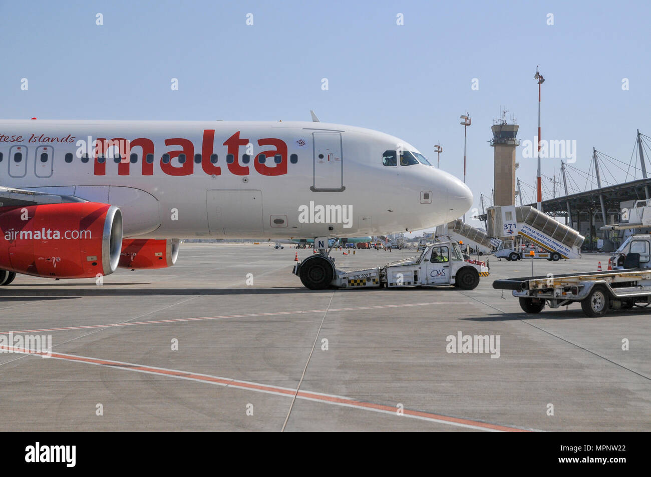 Air Malta, Airbus A320-200 all'Aeroporto Internazionale Ben Gurion di Tel Aviv, Israele (9H-AEN) Foto Stock