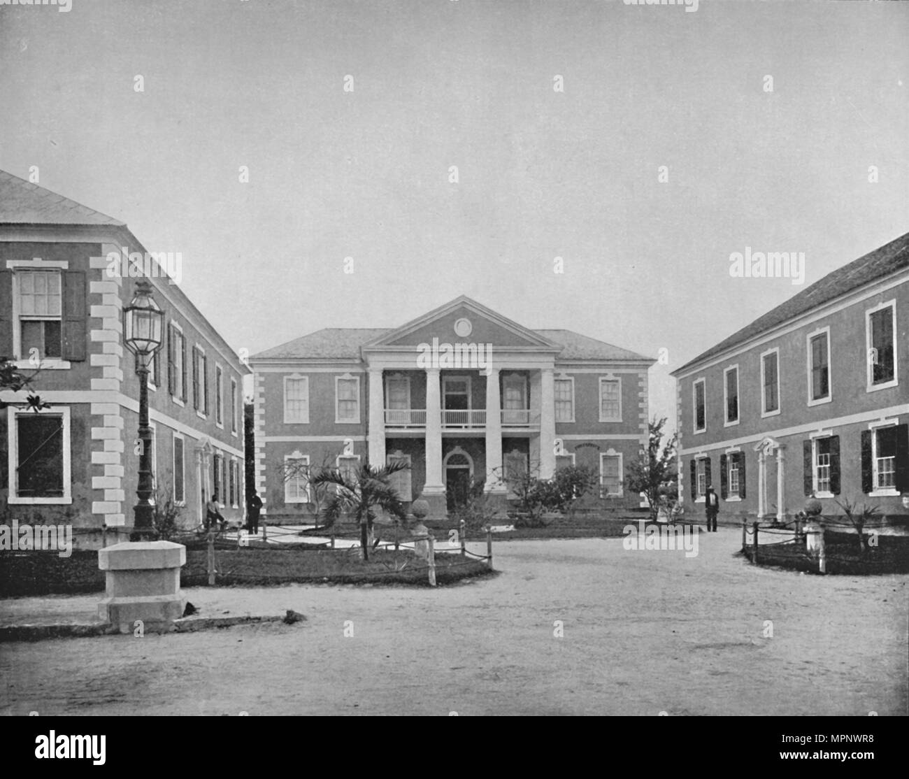 "Gli edifici governativi a Nassau', del xix secolo. Artista: sconosciuto. Foto Stock