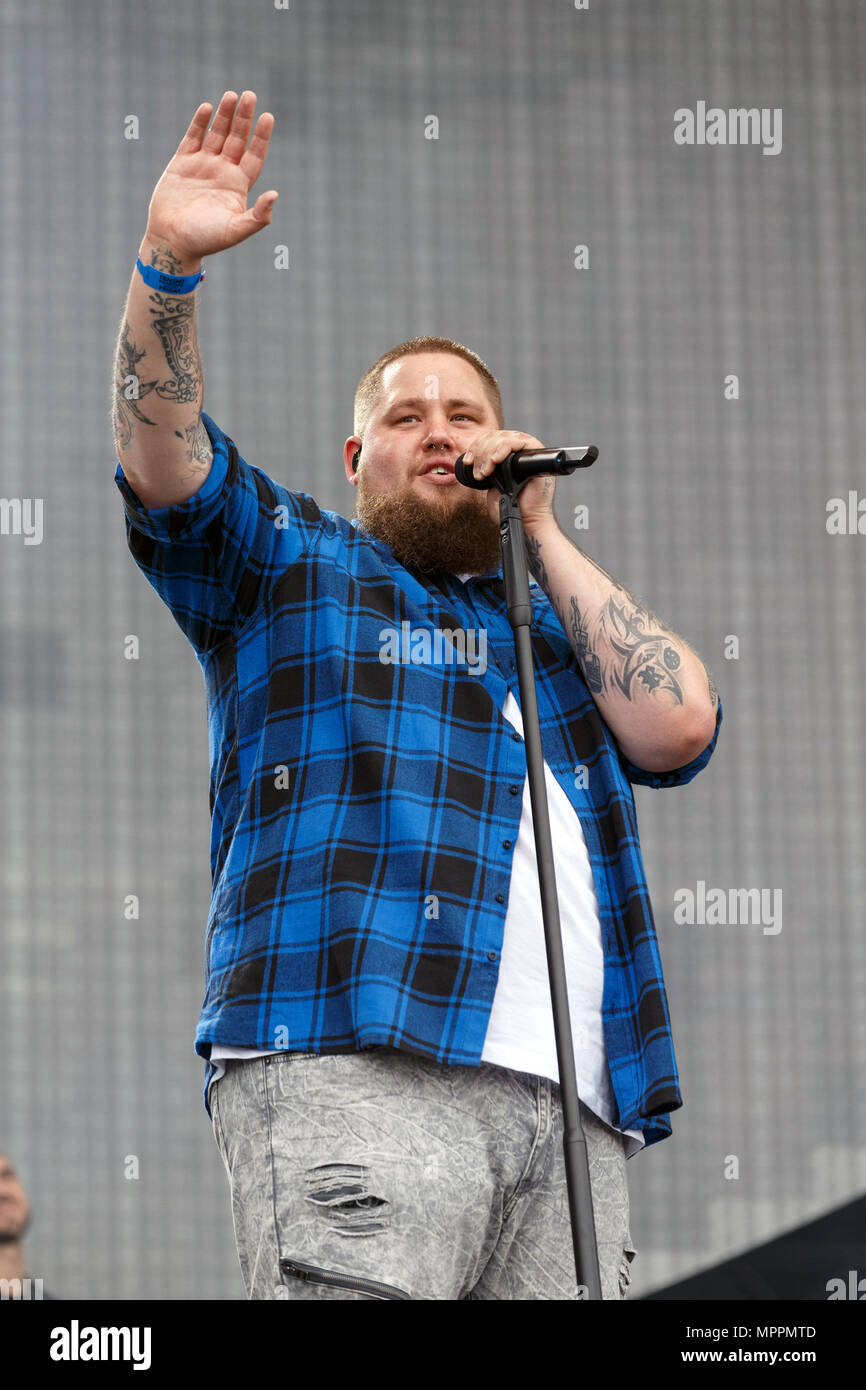 Rag'n'Osso uomo performing live al Festival TRNSMT. Rag e uomo di osso, Rag'n'Osso uomo sul palco, Rag'n'Osso uomo in concerto. Foto Stock