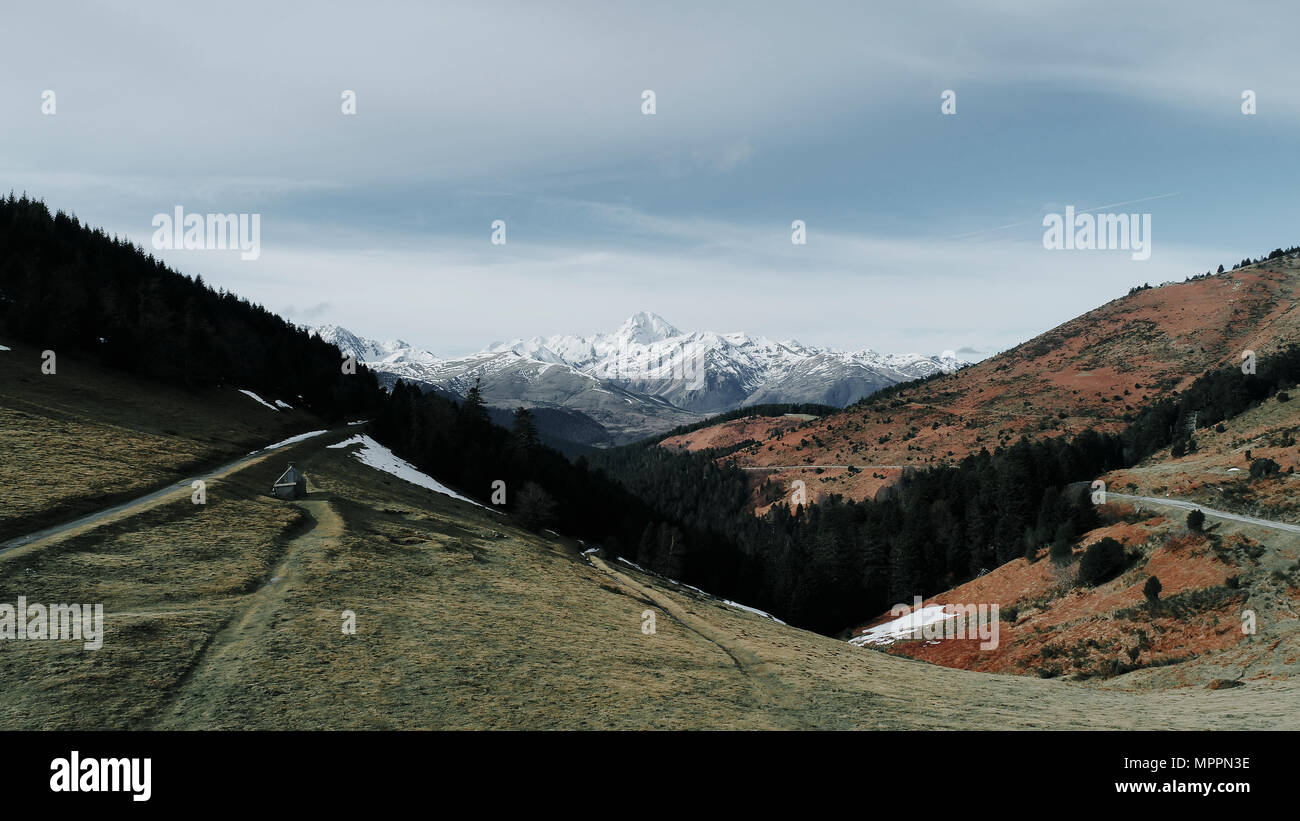 Francia, Midi-Pirenei, vista panoramica del paesaggio Foto Stock