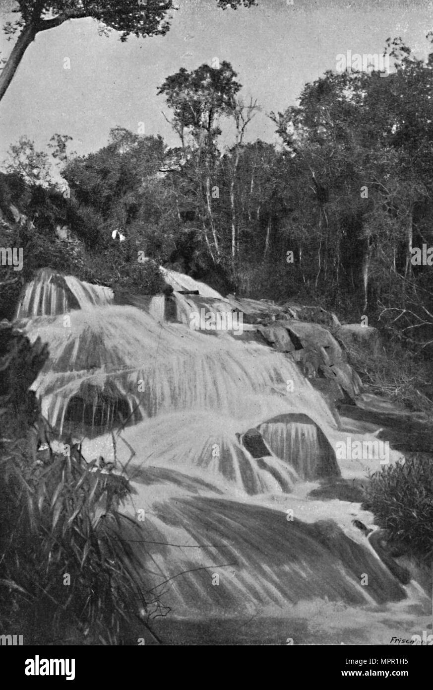 "Cachoeira nessun Rio Dourado (Lencoes)", 1895. Artista: Axel Frick. Foto Stock