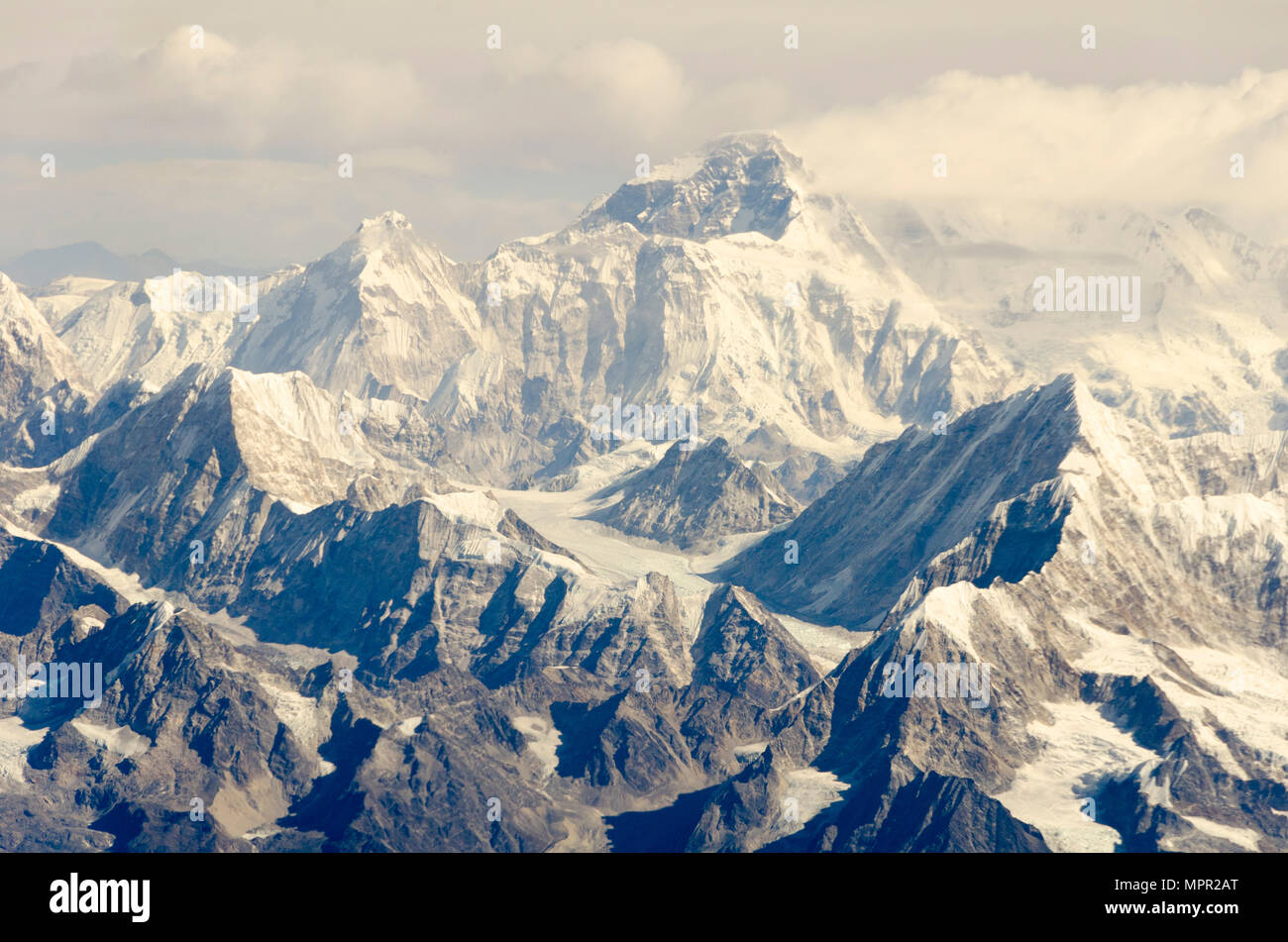 Montagne innevate, Everest, la montagna più alta del mondo, Himalaya, Nepal Foto Stock