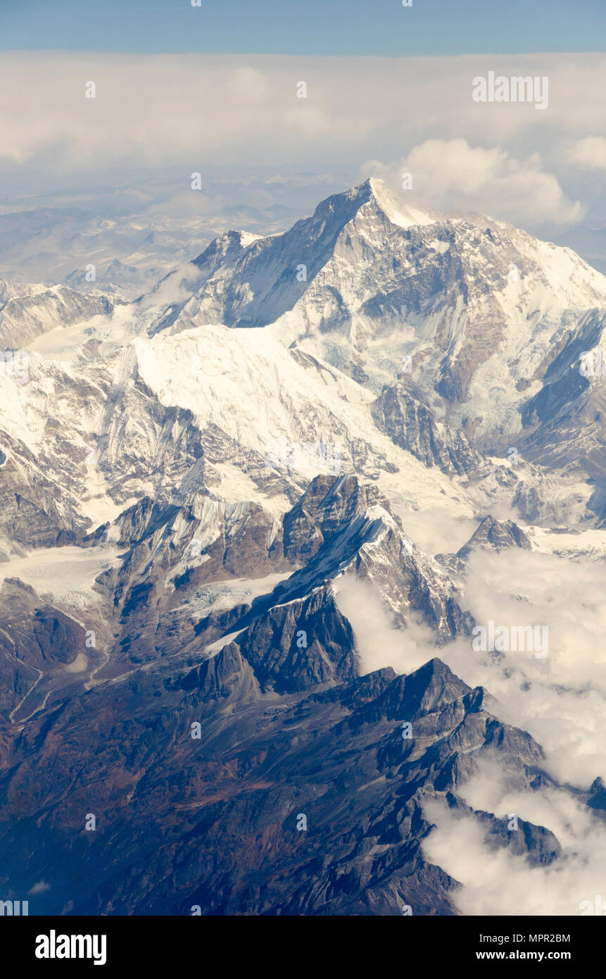 Montagne innevate, Makalu, quinta montagna più alta del mondo, Himalaya, Nepal Foto Stock