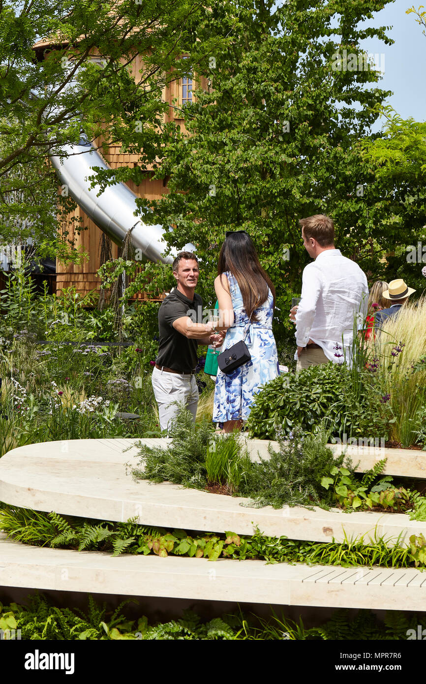 RHS e NHS si sentono bene Giardino Foto Stock