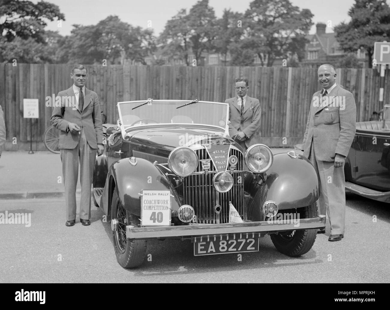 Jensen aprire 4 posti di Ken Crawford al Galles del Sud Club Auto rally gallese, 1937 Artista: Bill Brunell. Foto Stock