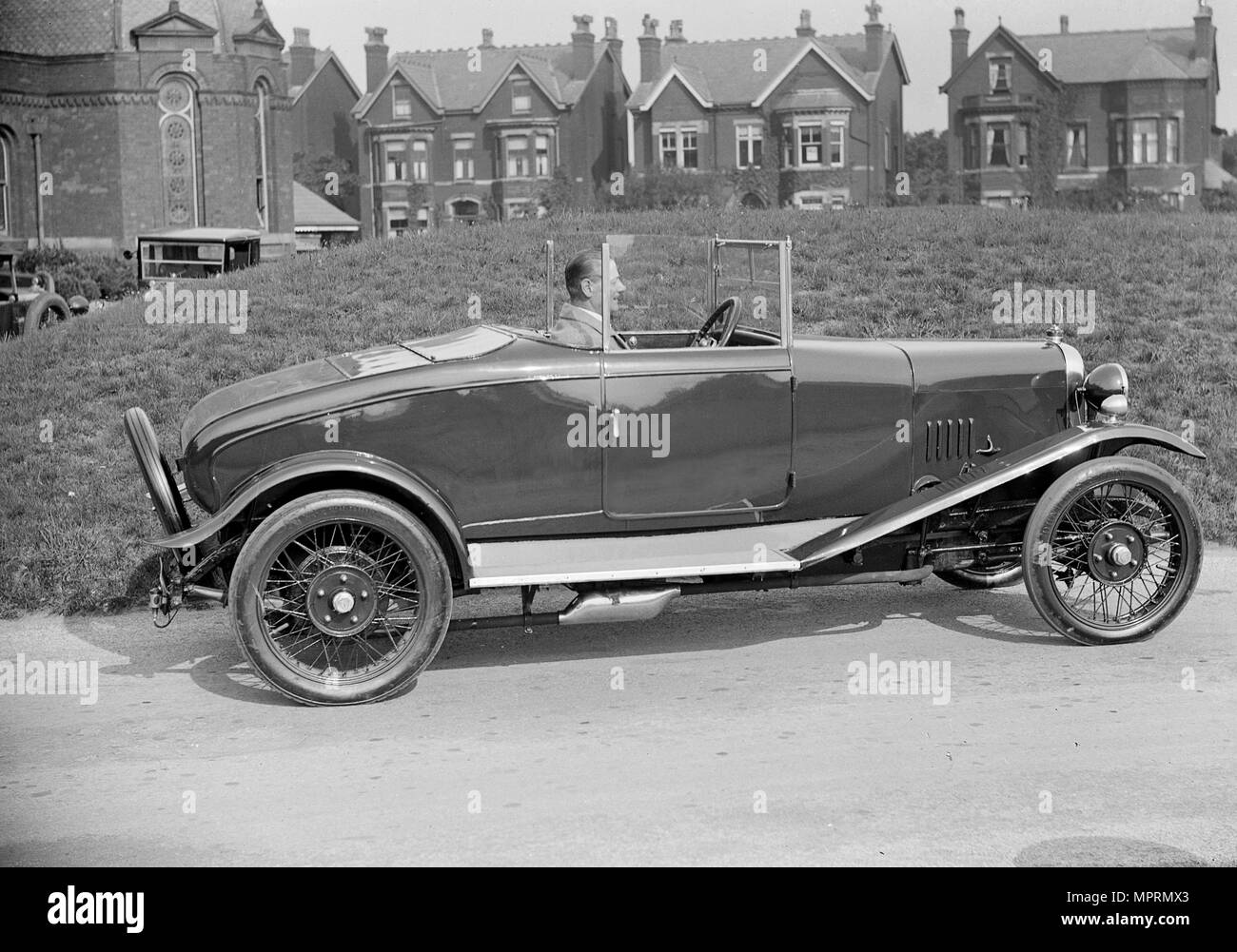 Alvis 10/40 a Southport Rally 1928. Artista: Bill Brunell. Foto Stock