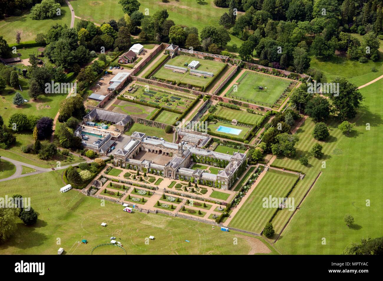 Bowood House, Derry Hill, Wiltshire, 2015. Artista: Damian Grady. Foto Stock