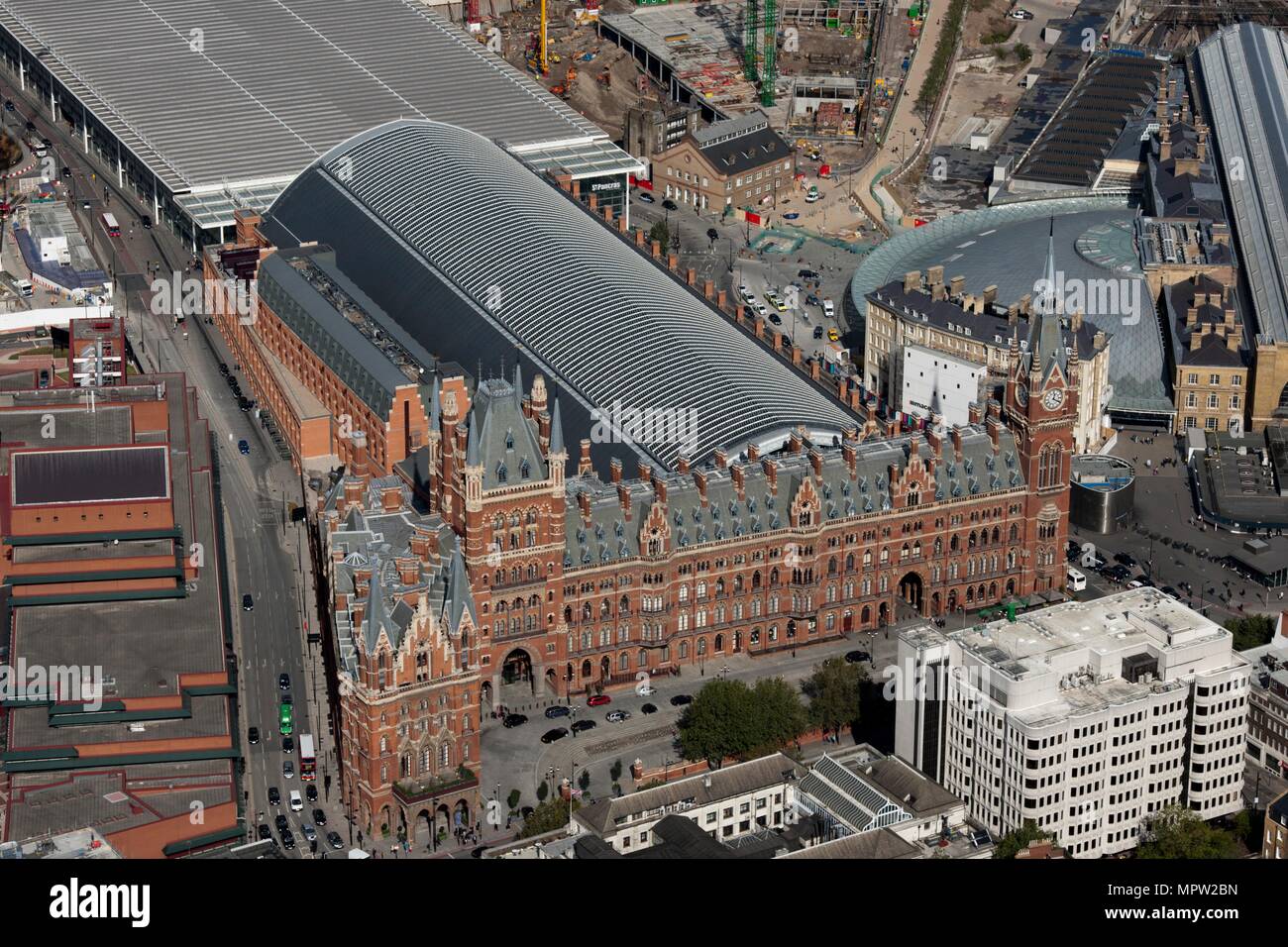 La stazione di St Pancras, Camden, London, 2012. Artista: Damian Grady. Foto Stock