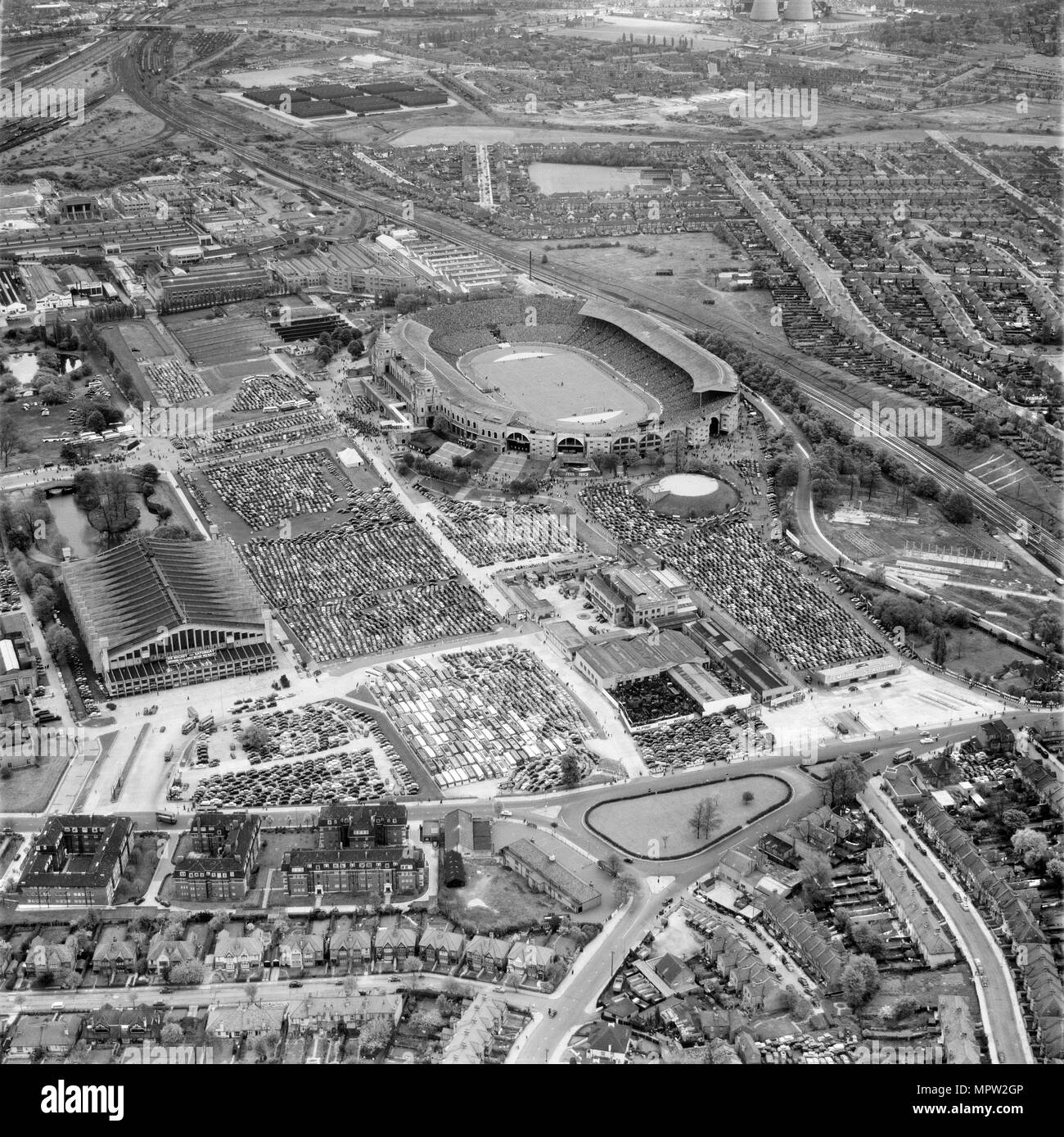 Lo stadio di Wembley, Londra, 1955. Artista: Aerofilms. Foto Stock
