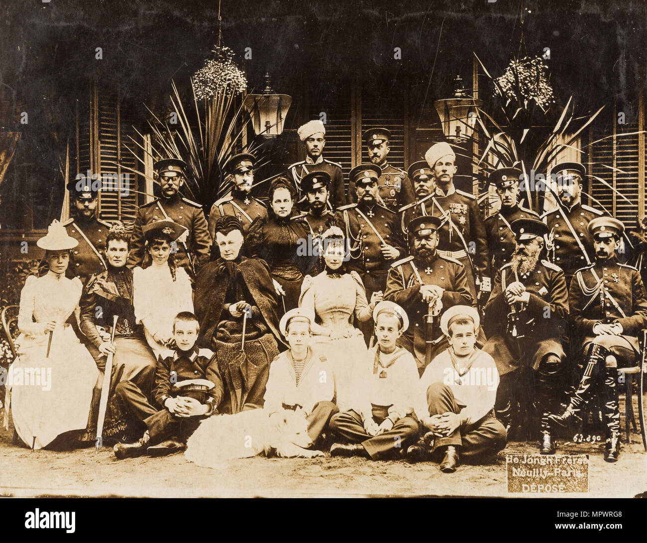 I membri della famiglia Romanov In estate le manovre militari in Krasnoie Selo, 1892. Foto Stock
